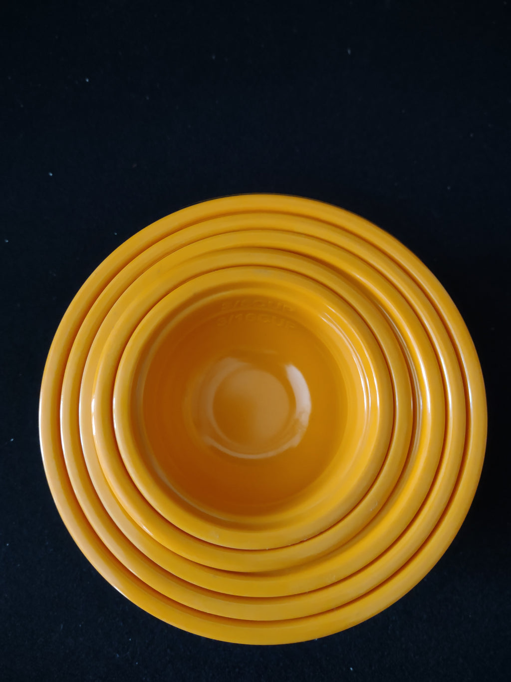Halloween/Harvest Orange Plastic Measuring Cups (Lot 3129)