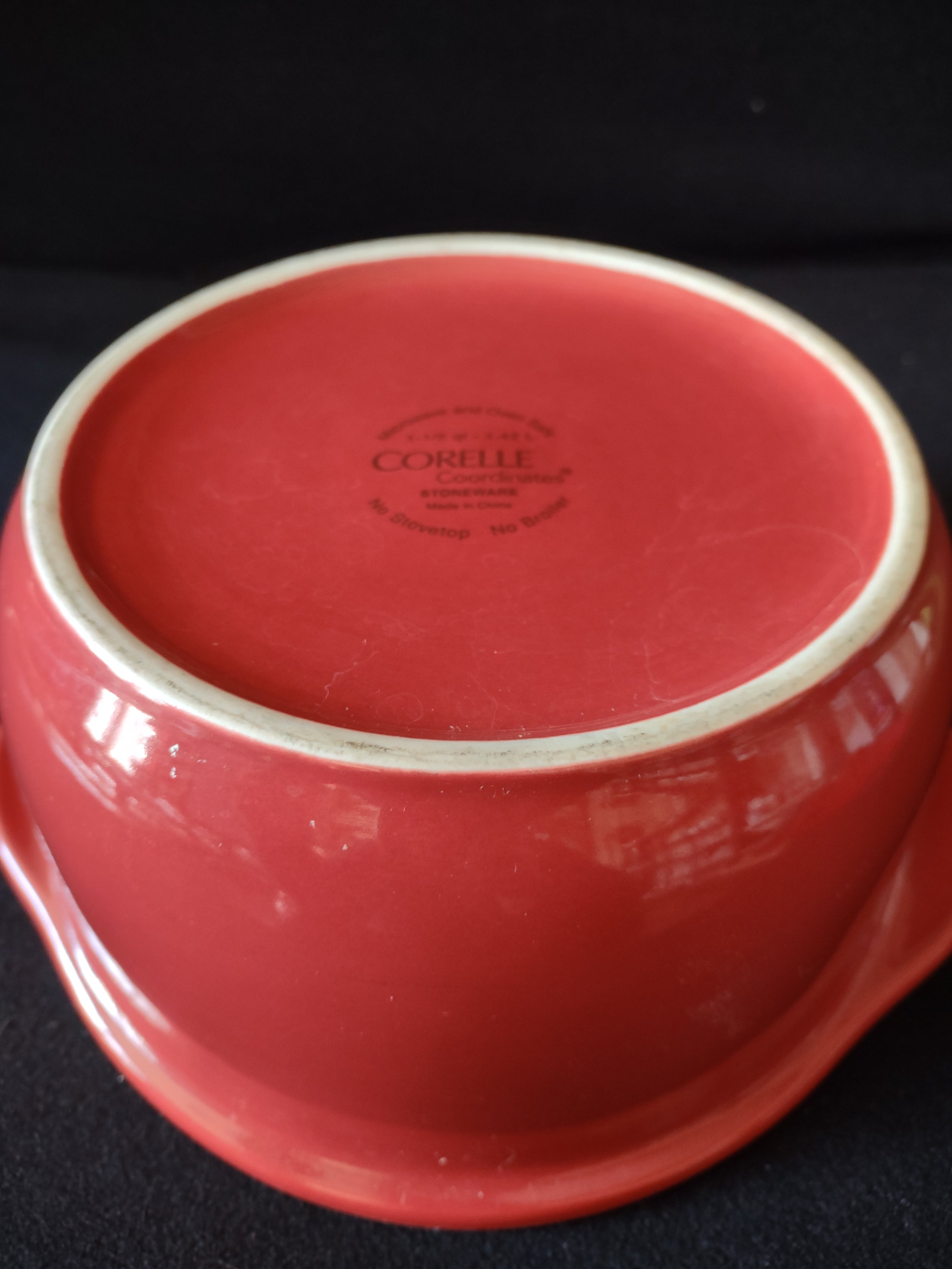 Corelle Coordinates Mixing bowl Red 1-1/2" Qt (lot 5287)