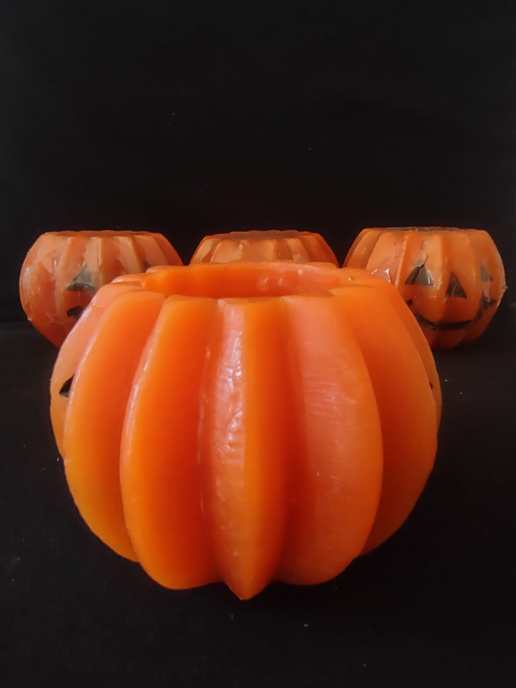 Vintage Halloween Wax Jack O Lantern Candles x 4 Fun World (Lot 3385)