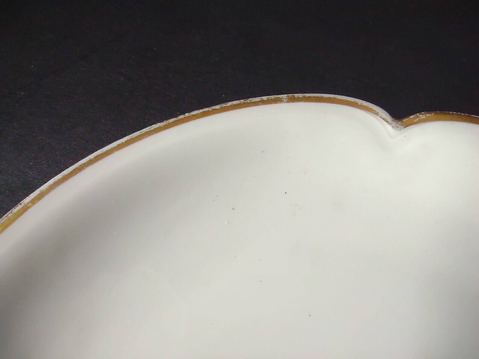 GDA Limoges France Porcelain White Dessert Plate Gold Trim (lot 671)