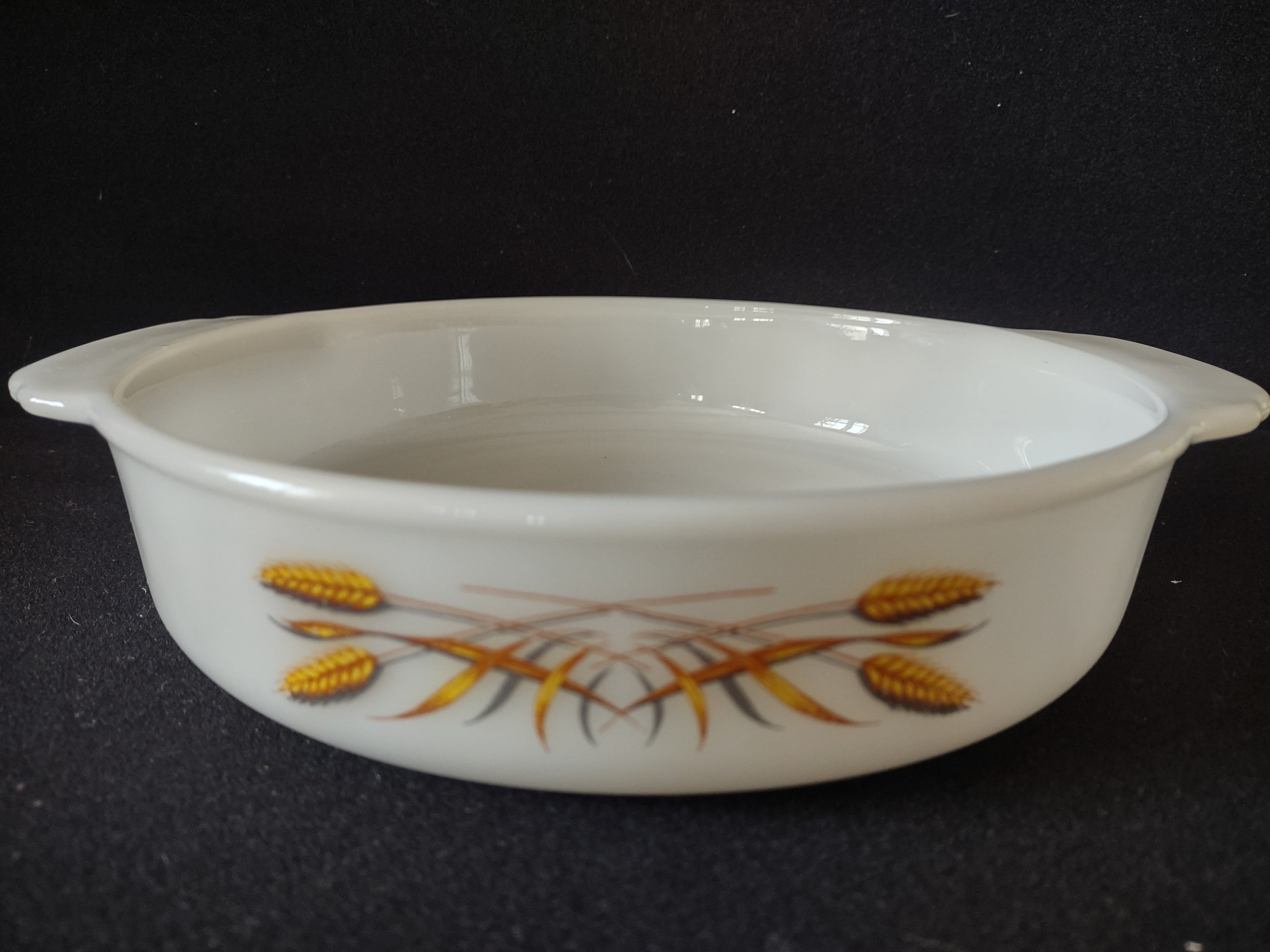 Vintage Fire King 8" Round Casserole White Milk Glass Wheat Pattern (Lot 5129)