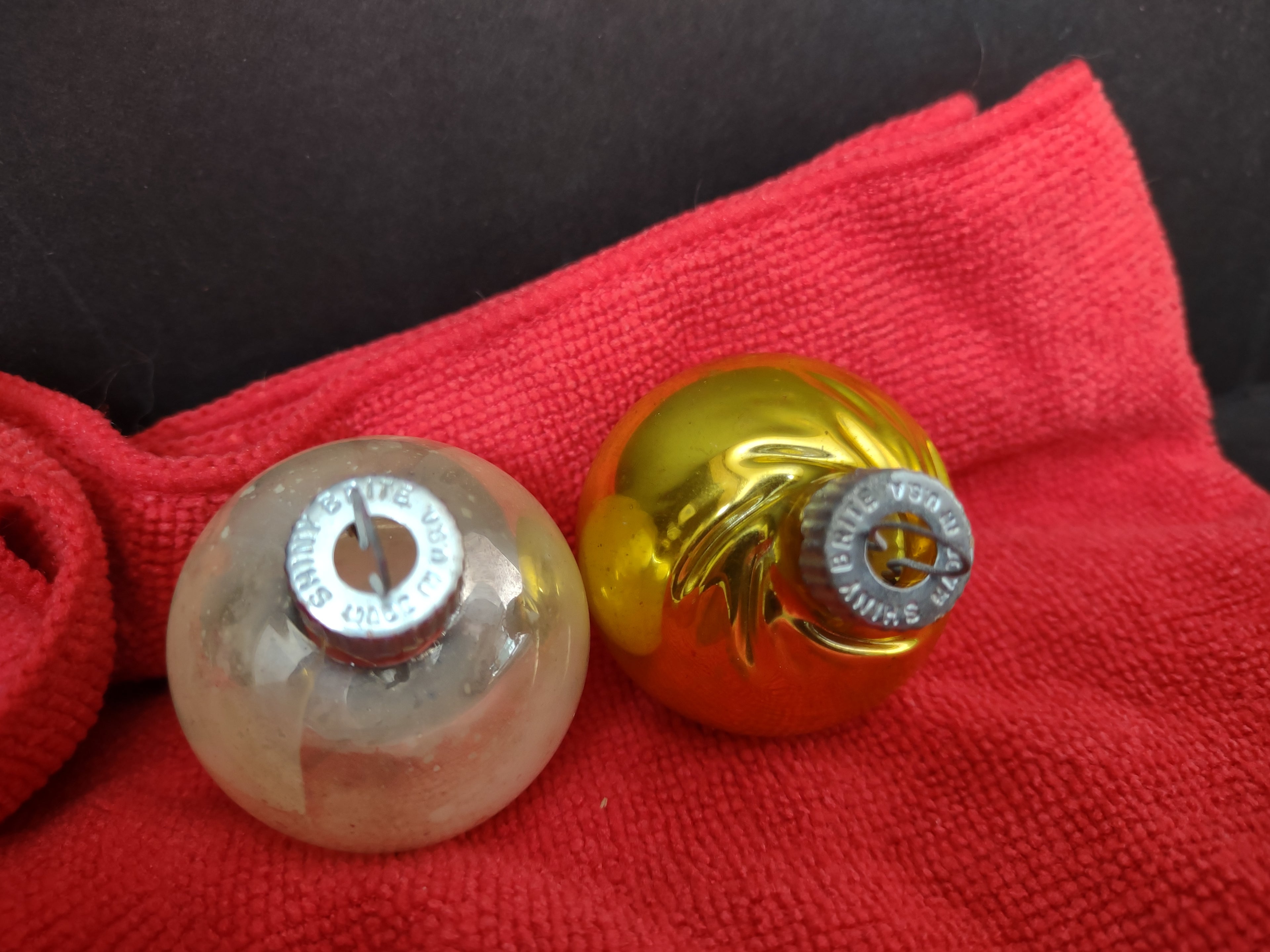 Vintage Christmas Ornament Bulb x 2 Shiny Brite 1-3/4" IMPERFECT (lot 3458)