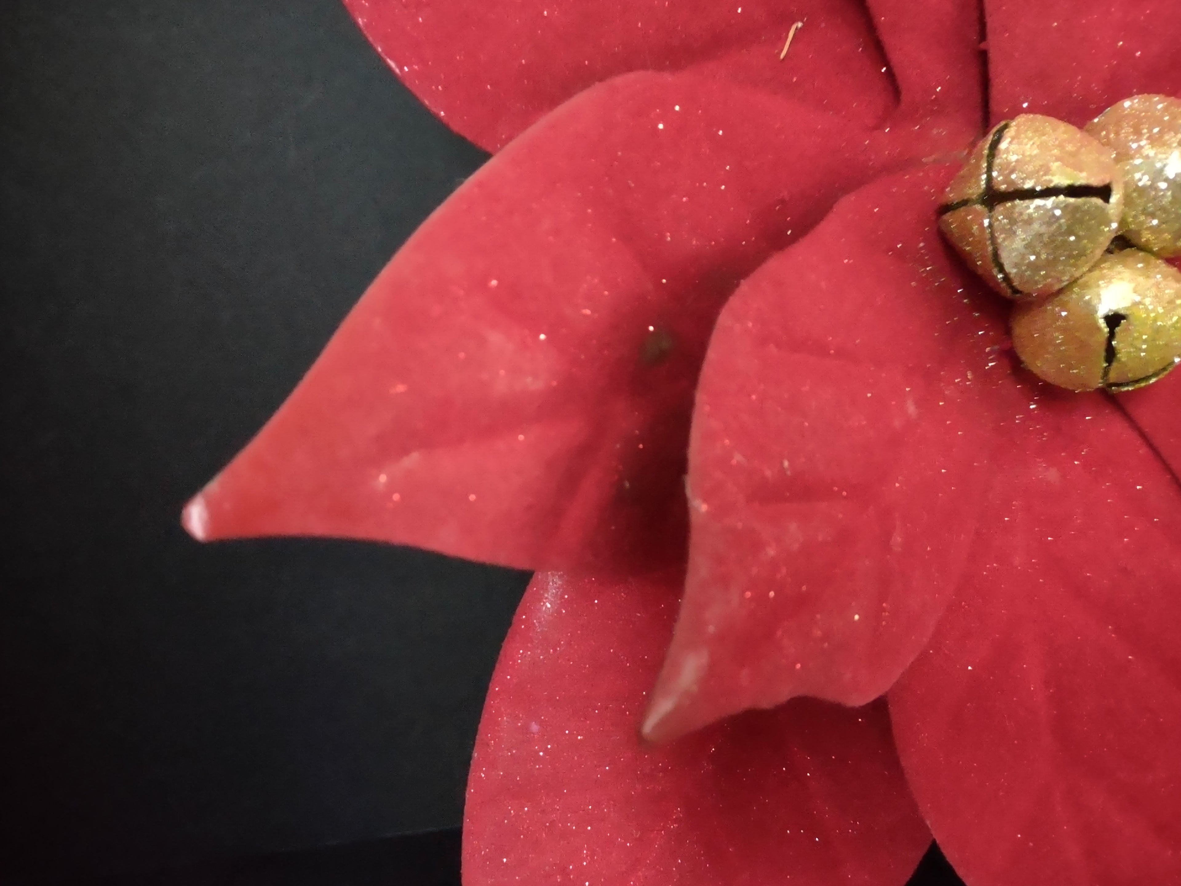 Christmas 13" Metal Poinsettia Flower (lot 3406)