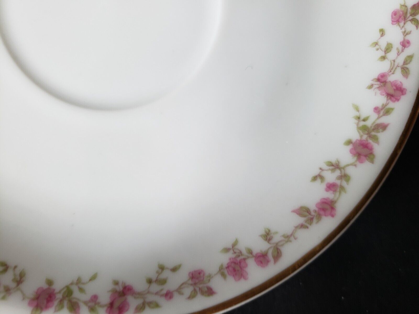 Haviland Limoges France 5-1/2" Saucer Gold Trim Pink Rose Garland (lot 571)