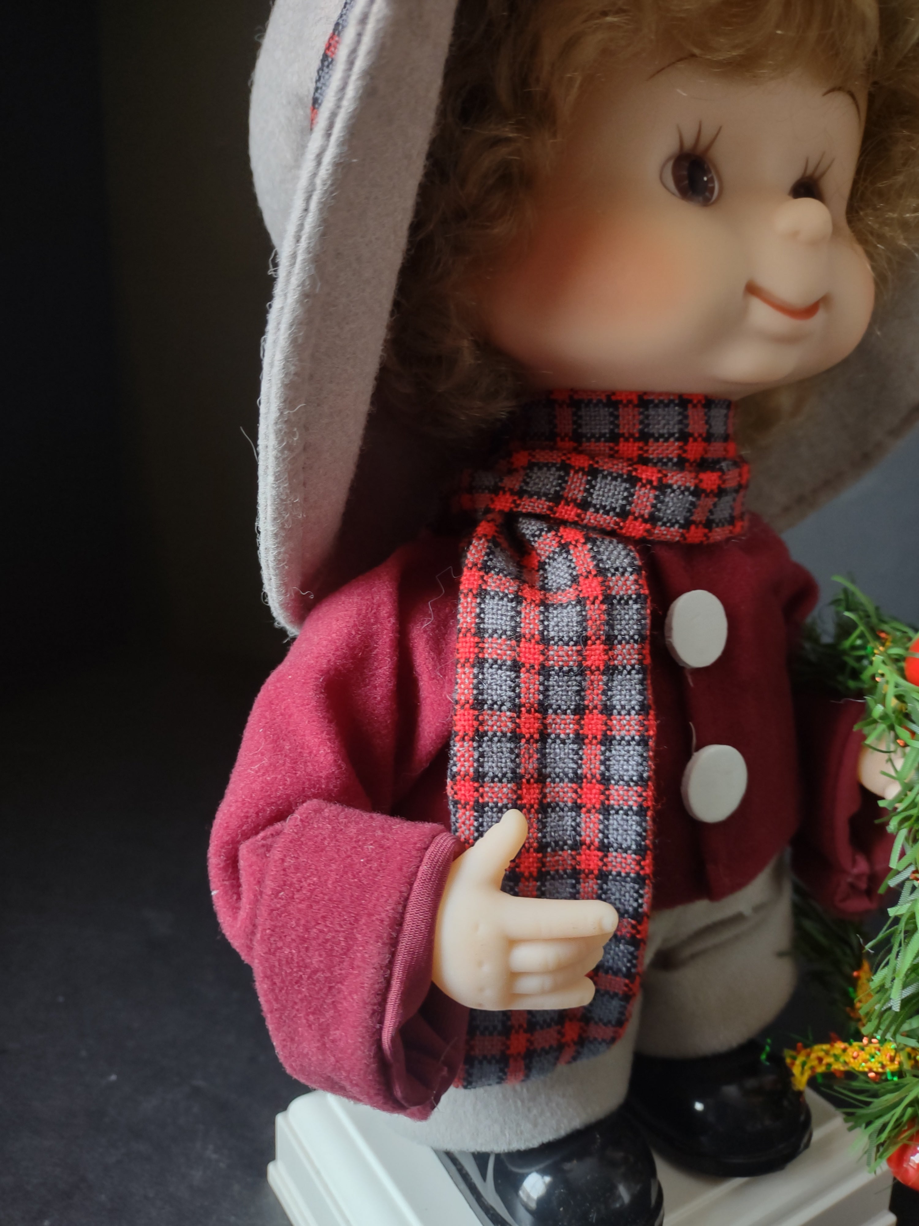 Vintage Christmas Animated Collectible Undercover Kids Derek (lot 1425)