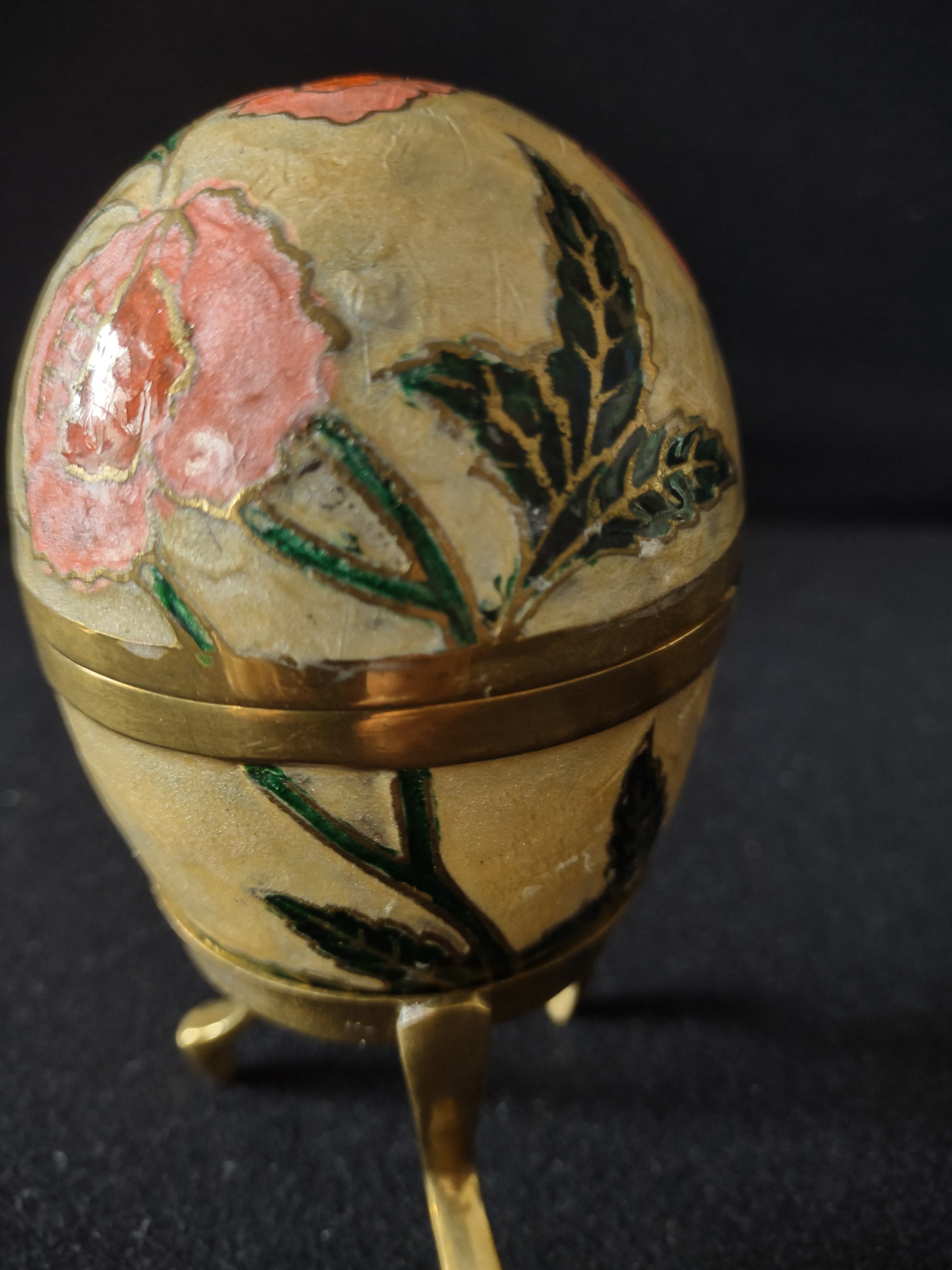 Vintage Enameled Brass Easter Egg Brass Stand Flowers Made in India (Lot 5063)