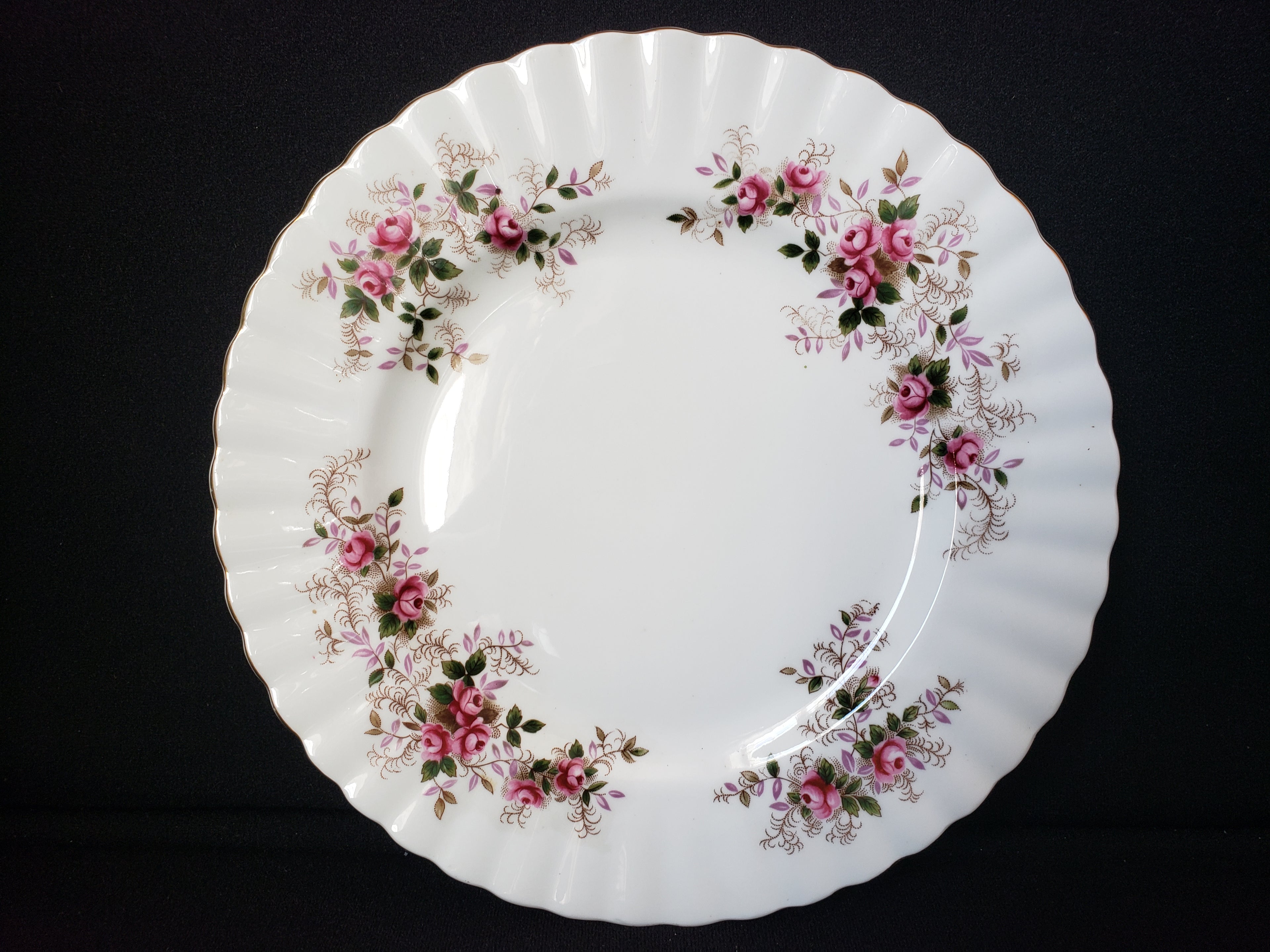 Vintage Royal Albert Salad Plate Lavender Rose 8-1/4" Bone China(lot 2045)