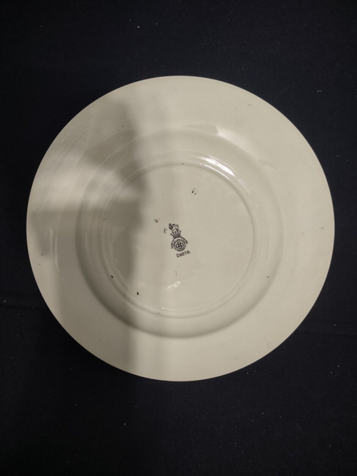 079 Vintage Collectible Royal Doulton The Admiral Plate 10-1/2"