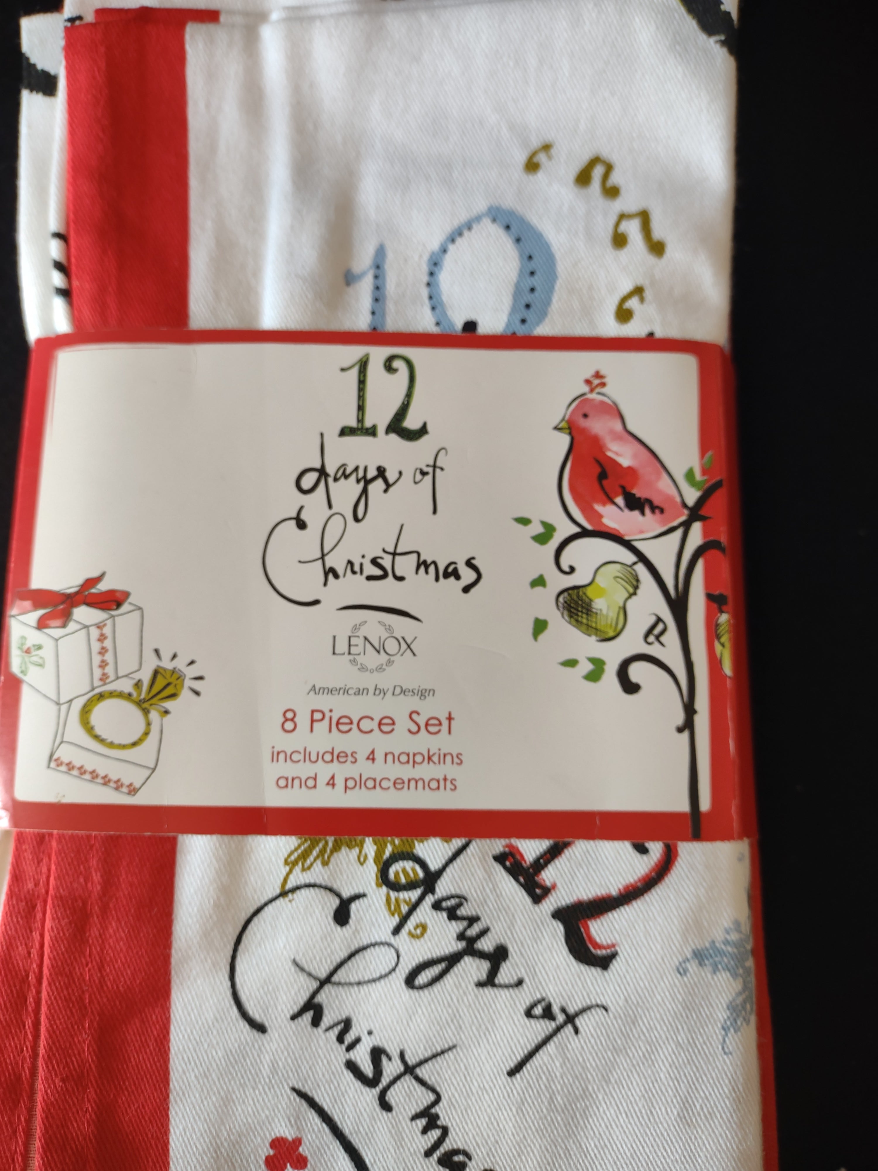 12 Days Of Christmas Lenox 20X13.5 Red Placemats 20X19 Napkins 4 Each (Lot 4317