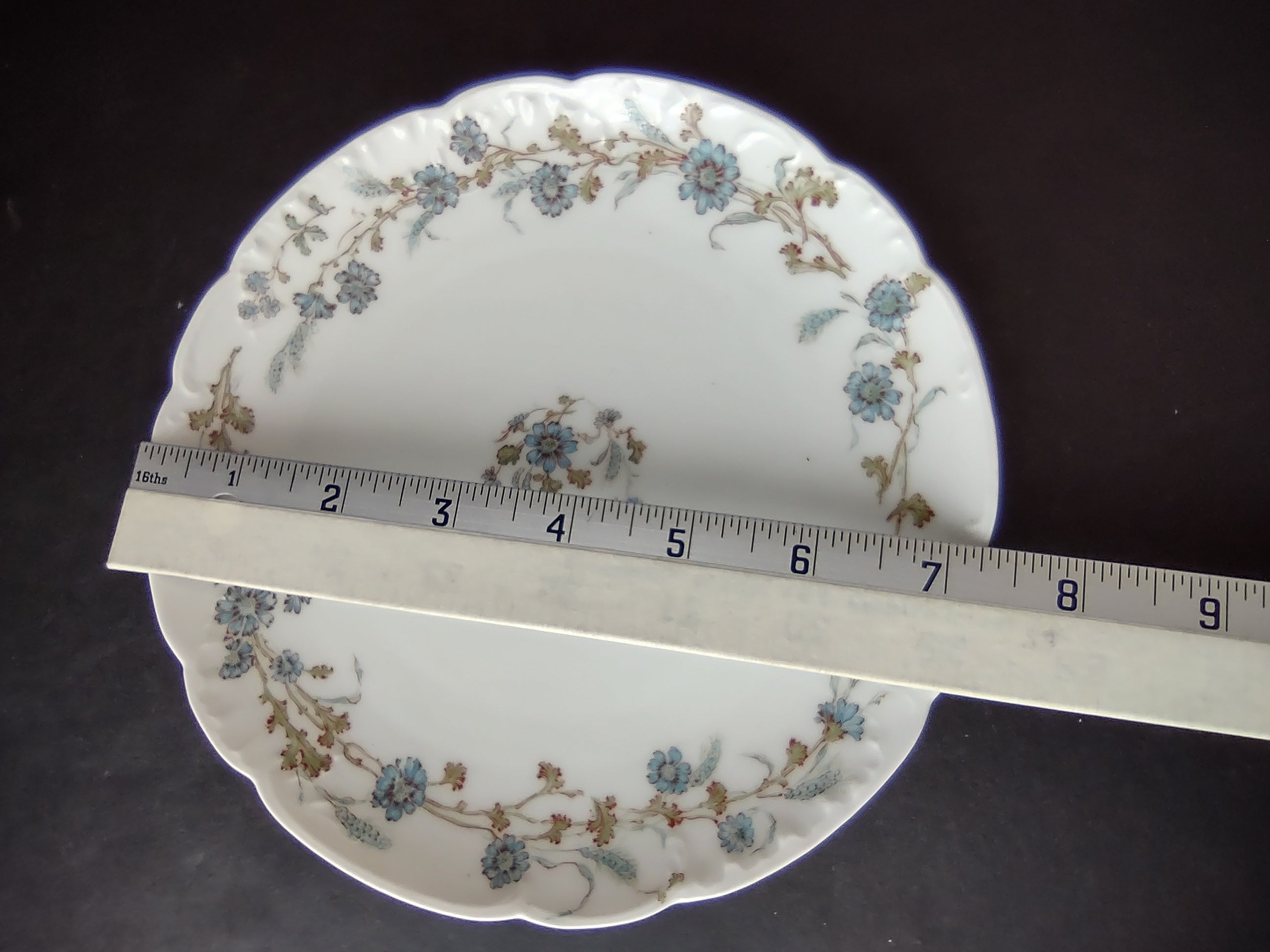 Haviland Limoges Dessert Plate Blue Flower French Chic (lot 994)