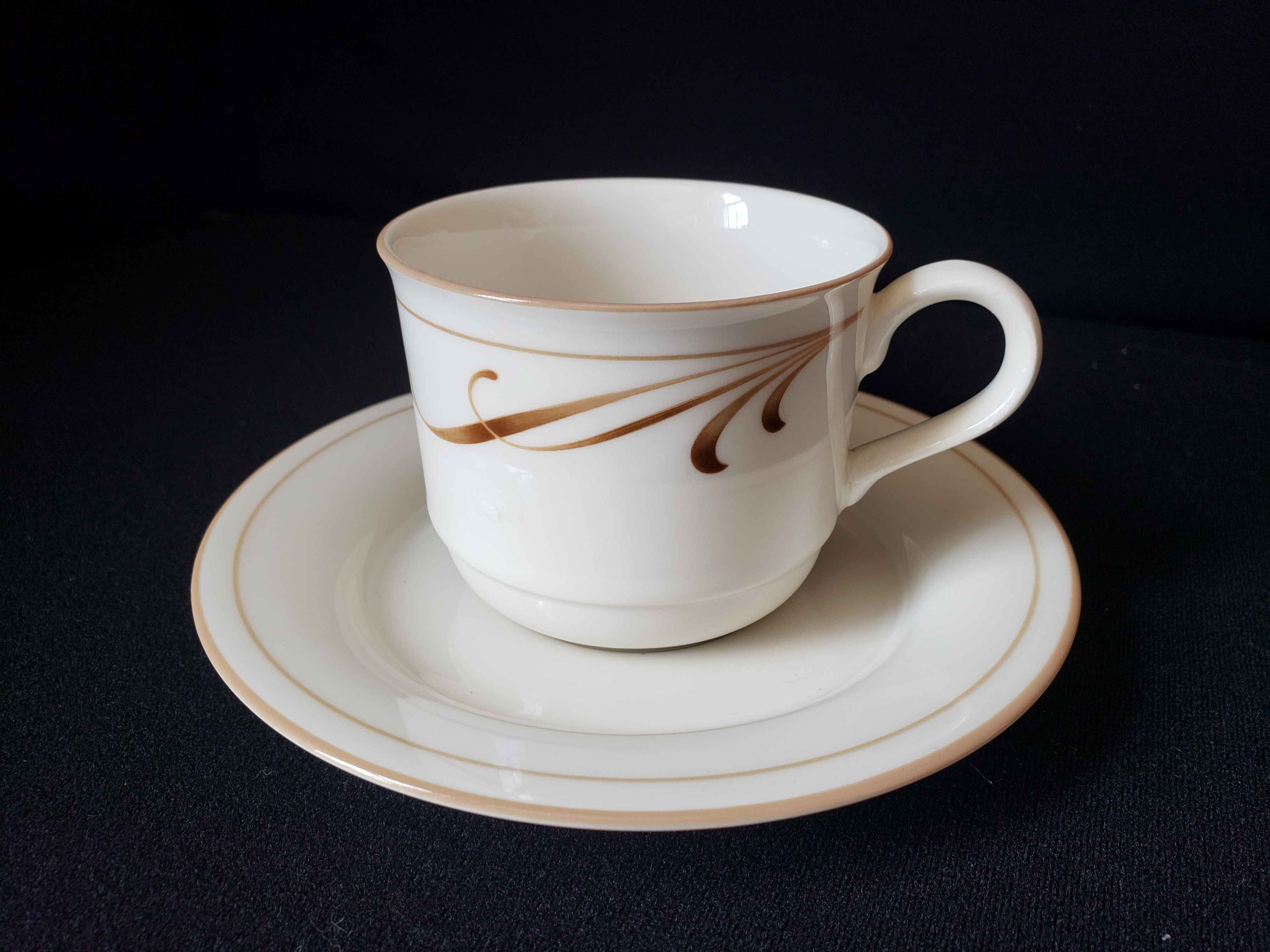 Vintage Lenox Beige Brushstrokes Tea Cup with Saucer (lot 1943)