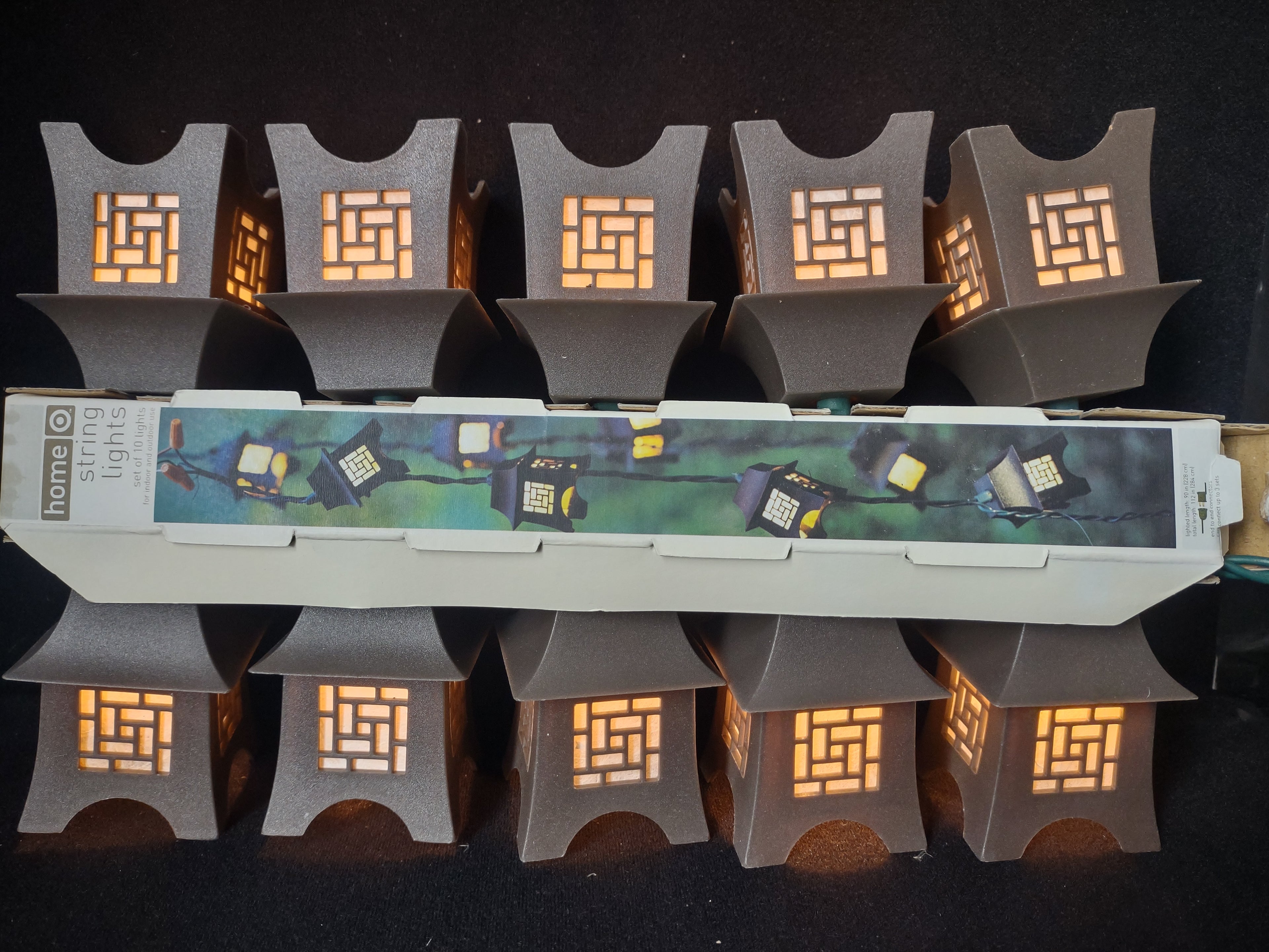 String of 10 Lantern Lights (lot 2487)