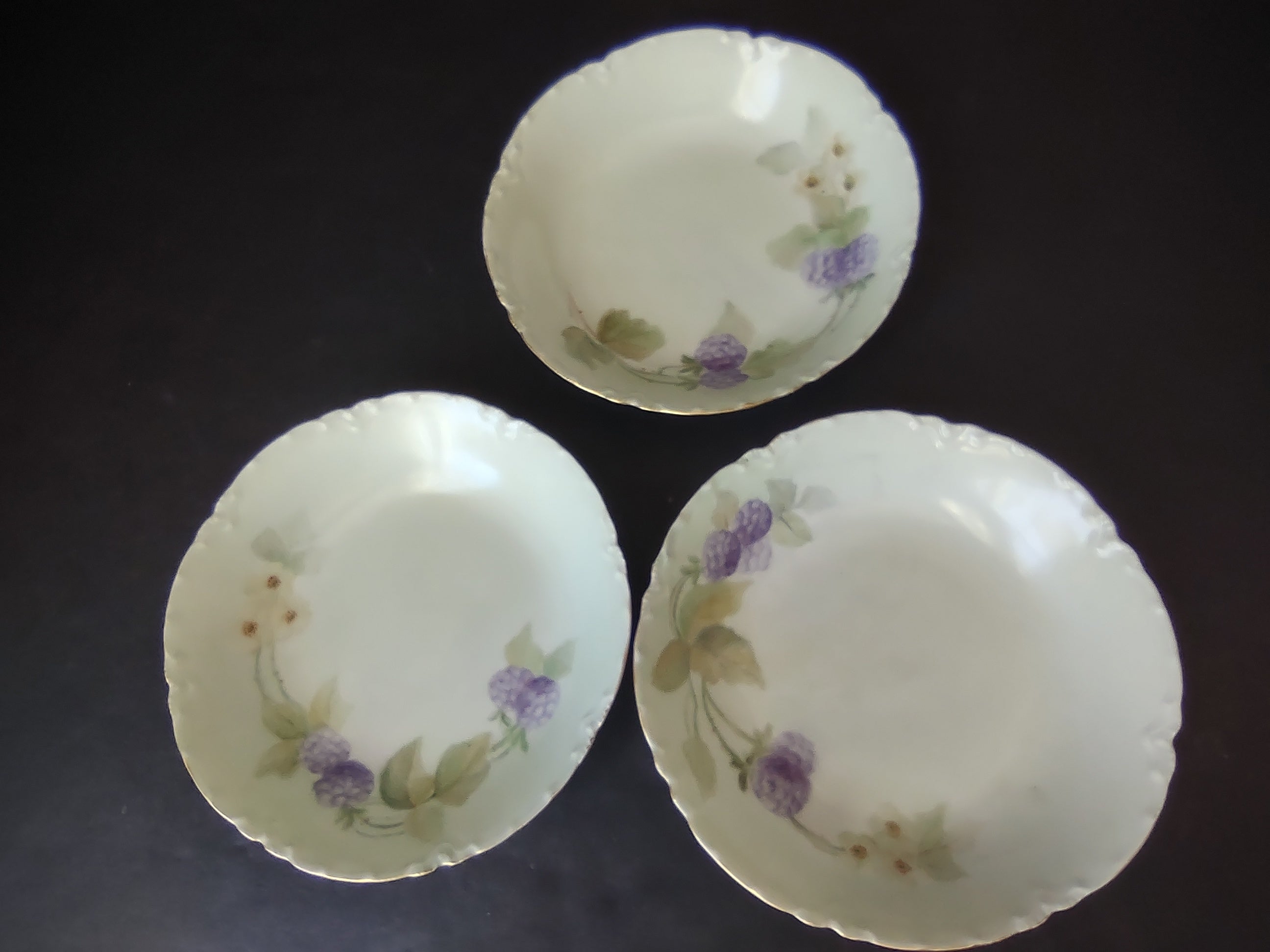 Haviland Limoges French Cottage Shabby Chic 3 x Blue Berry Bowl 5" (lot 1098)