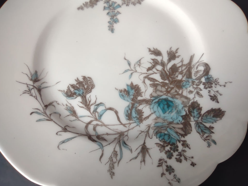 Antique Haviland Limoges Blue Flower Fern Luncheon/Salad Plate 8-1/2" (lot 958)
