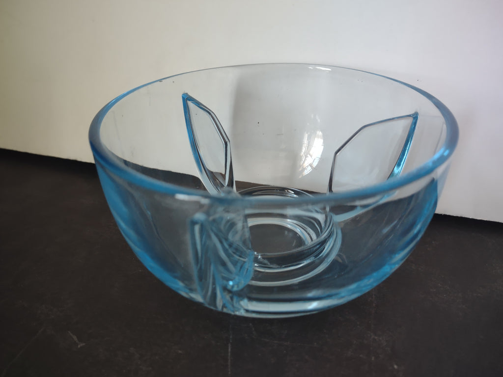Set of 4 Blue Glass Sea Food Serving Bowl (lot 2716)