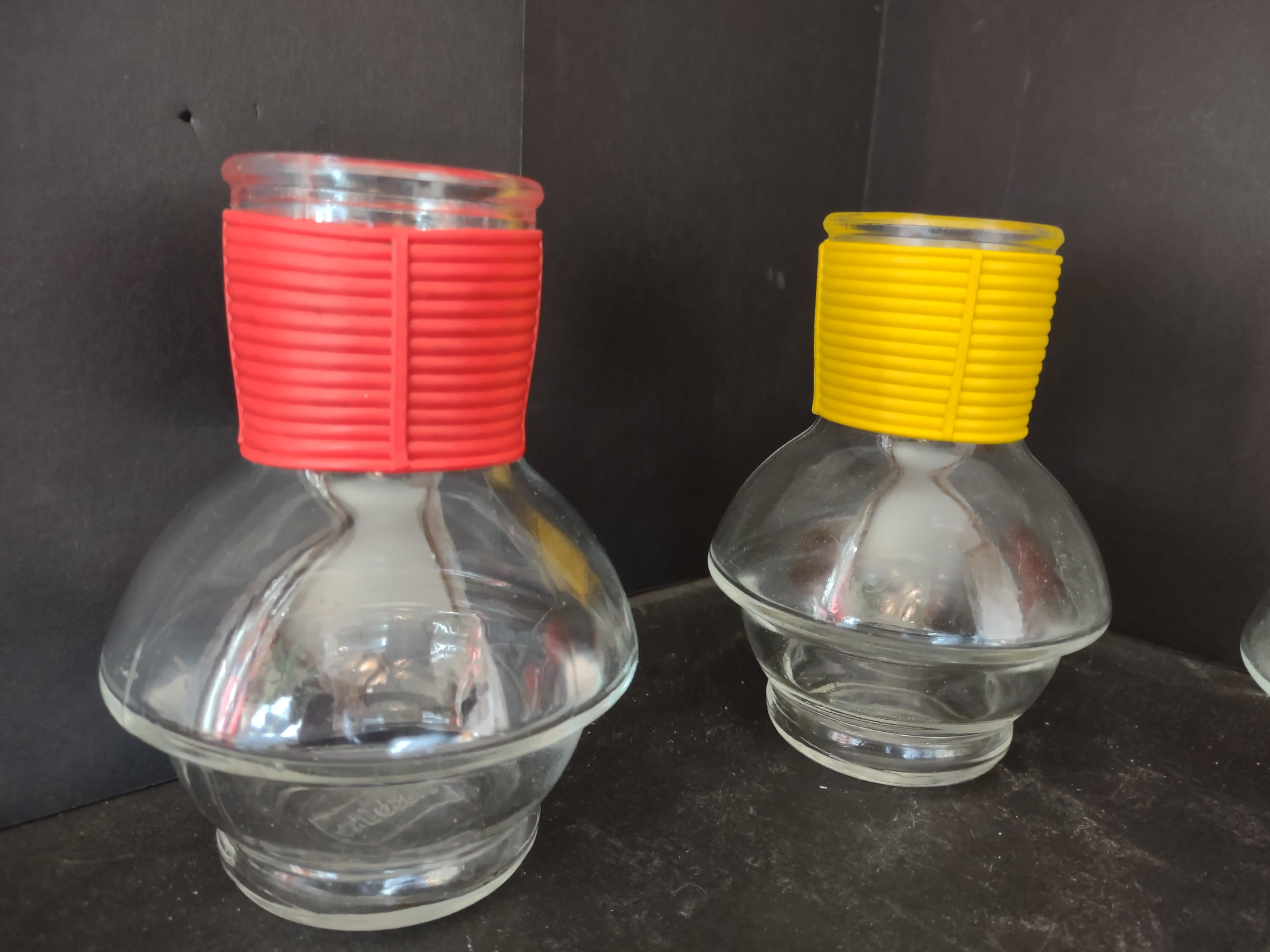 Vintage Hottle Carafe Clear Glass x 4 NO Lid Glasbake Red Yellow (lot 5314)