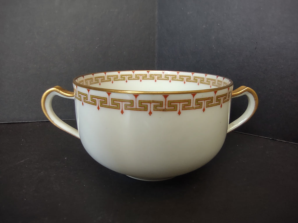 Haviland Limoges Bouillon Cup ONLY Green Red Design (lot 1064)