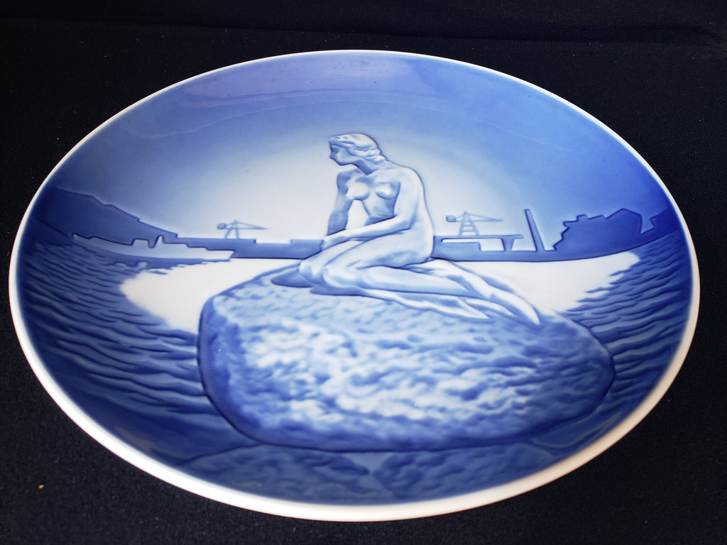 B & G Copenhagen Porcelain Wall Plate The Little Mermaid (lot 2198)