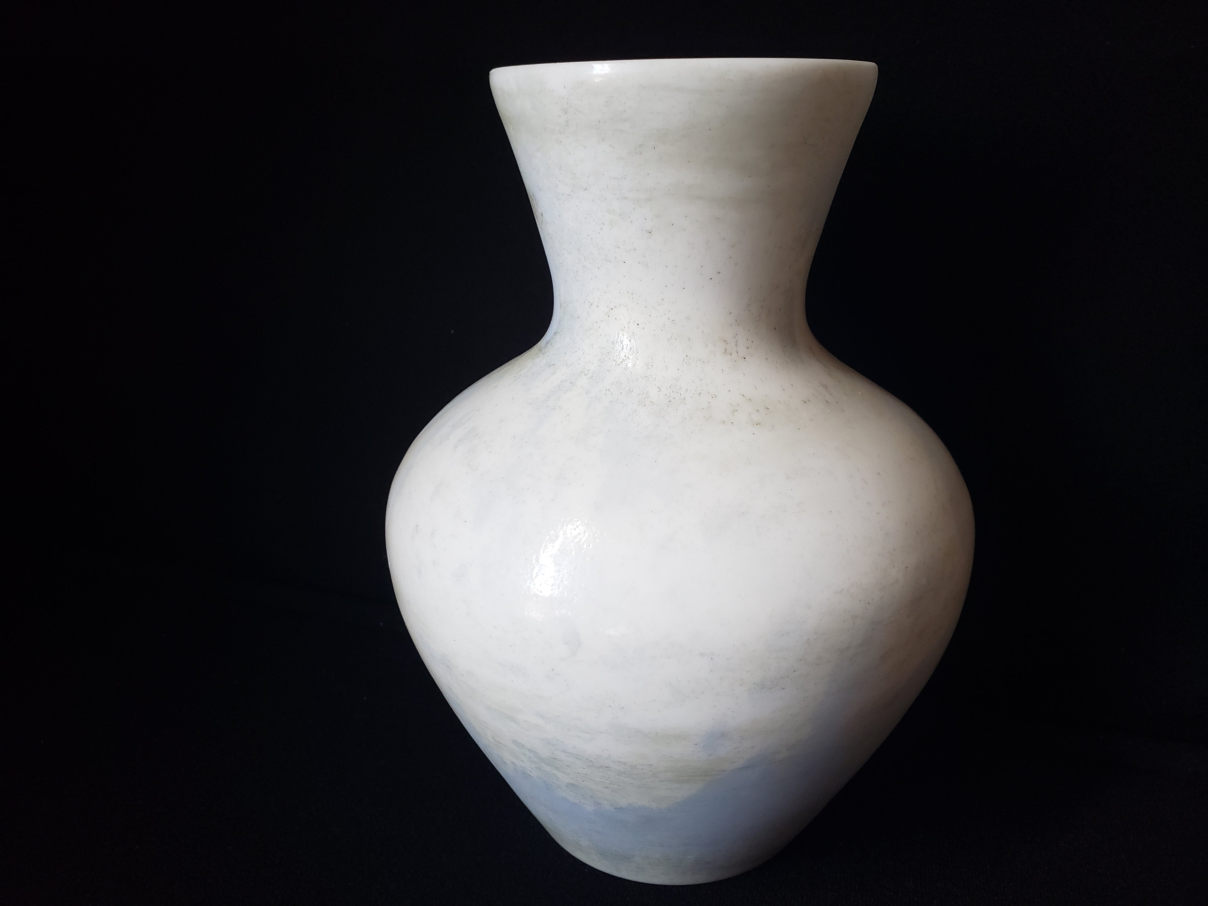 Vintage Westmoreland Milk Glass Vase 7-1/4" (lot 2222)