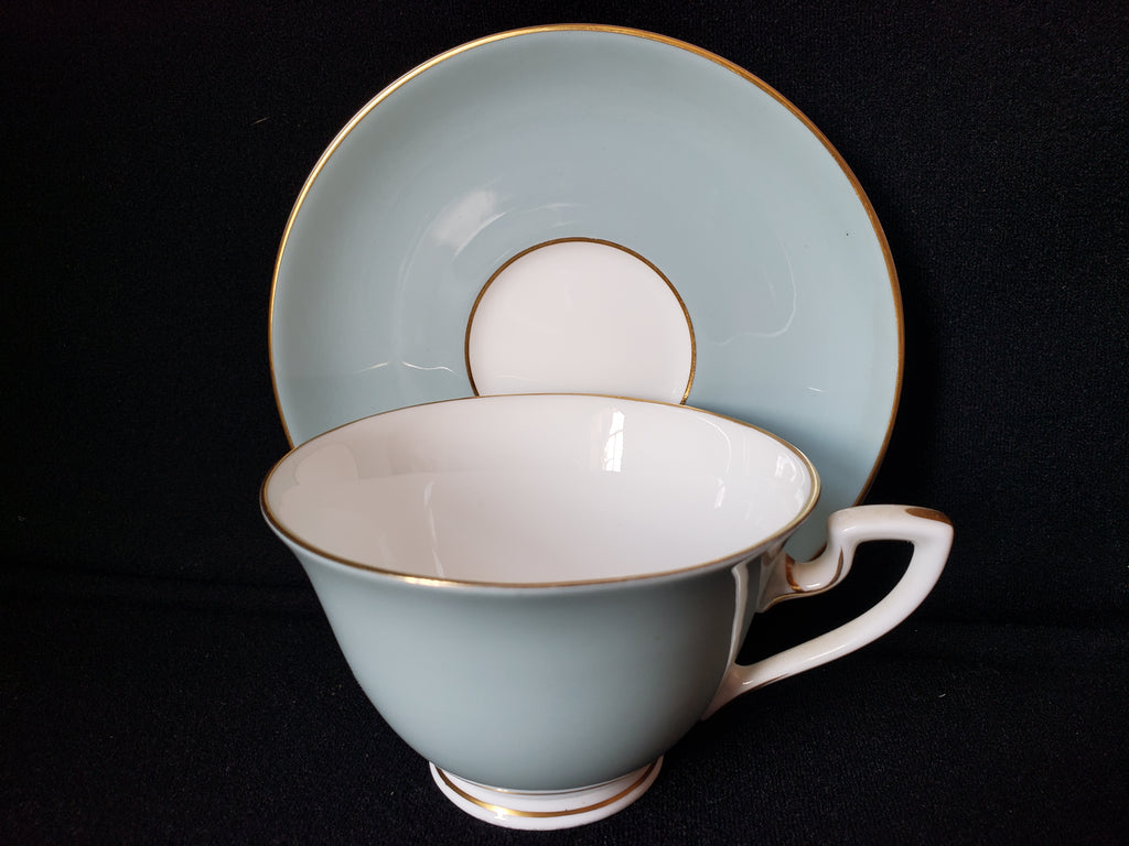Vintage Royal Worcester Cynthia Tea Cup with Saucer (lot 2113)