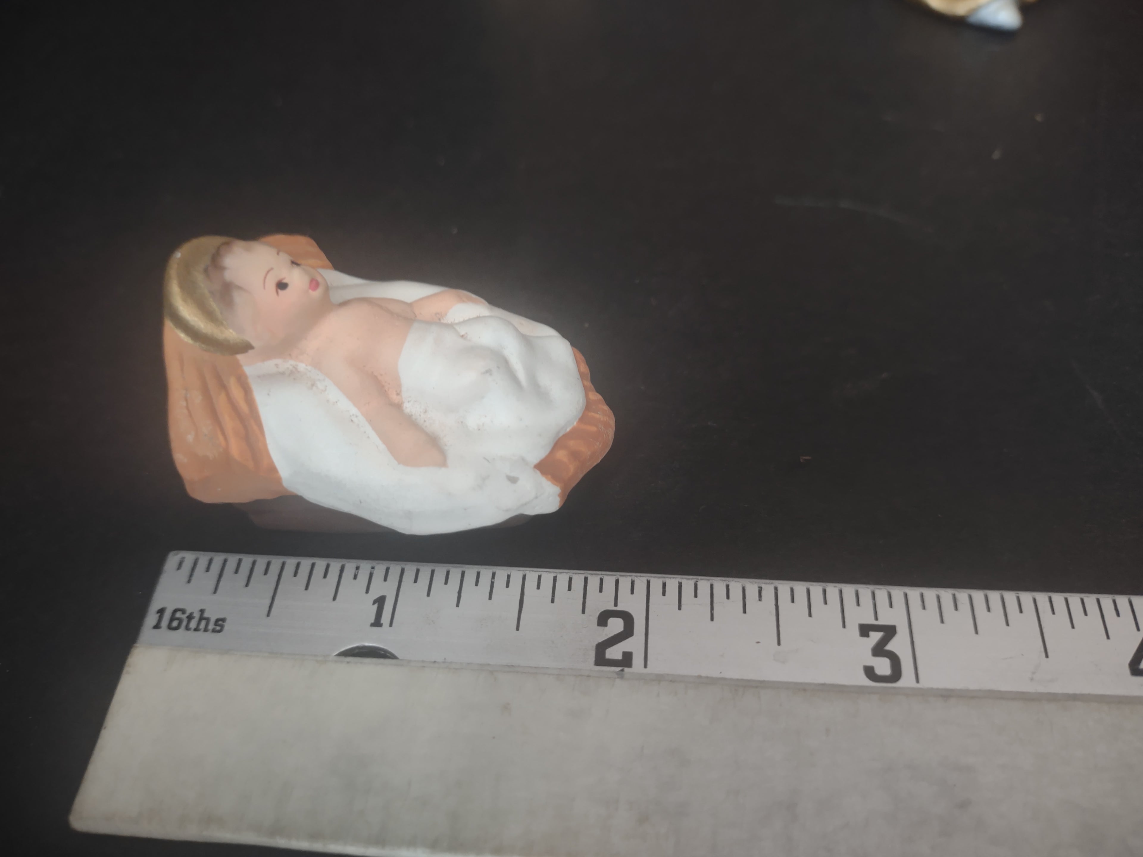 Vintage Japan Nativity Set Ceramic with Creche (lot 2305)