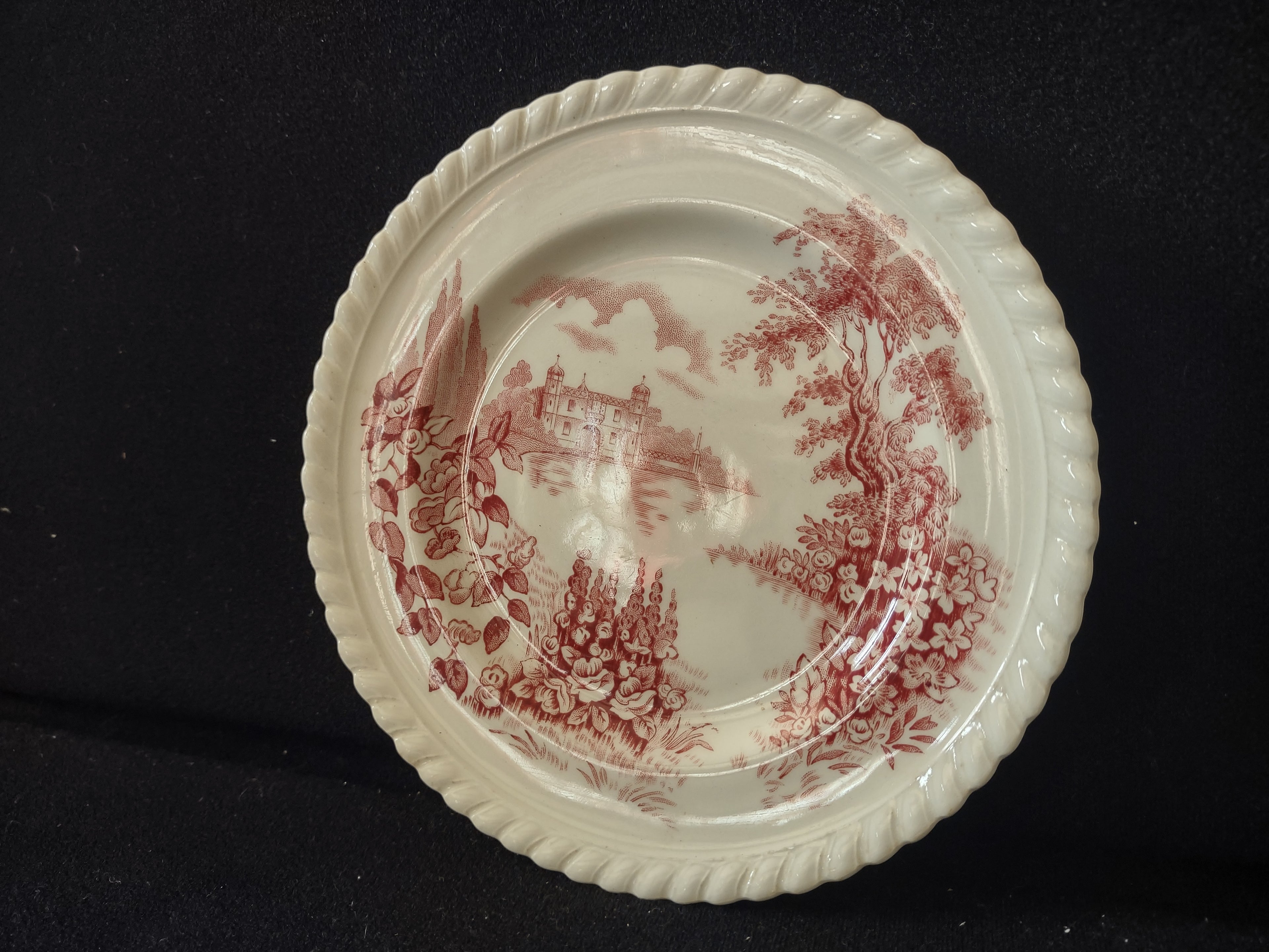 Vintage Castle On The Lake Johnson Small Plate English Countryside (lot 5707)