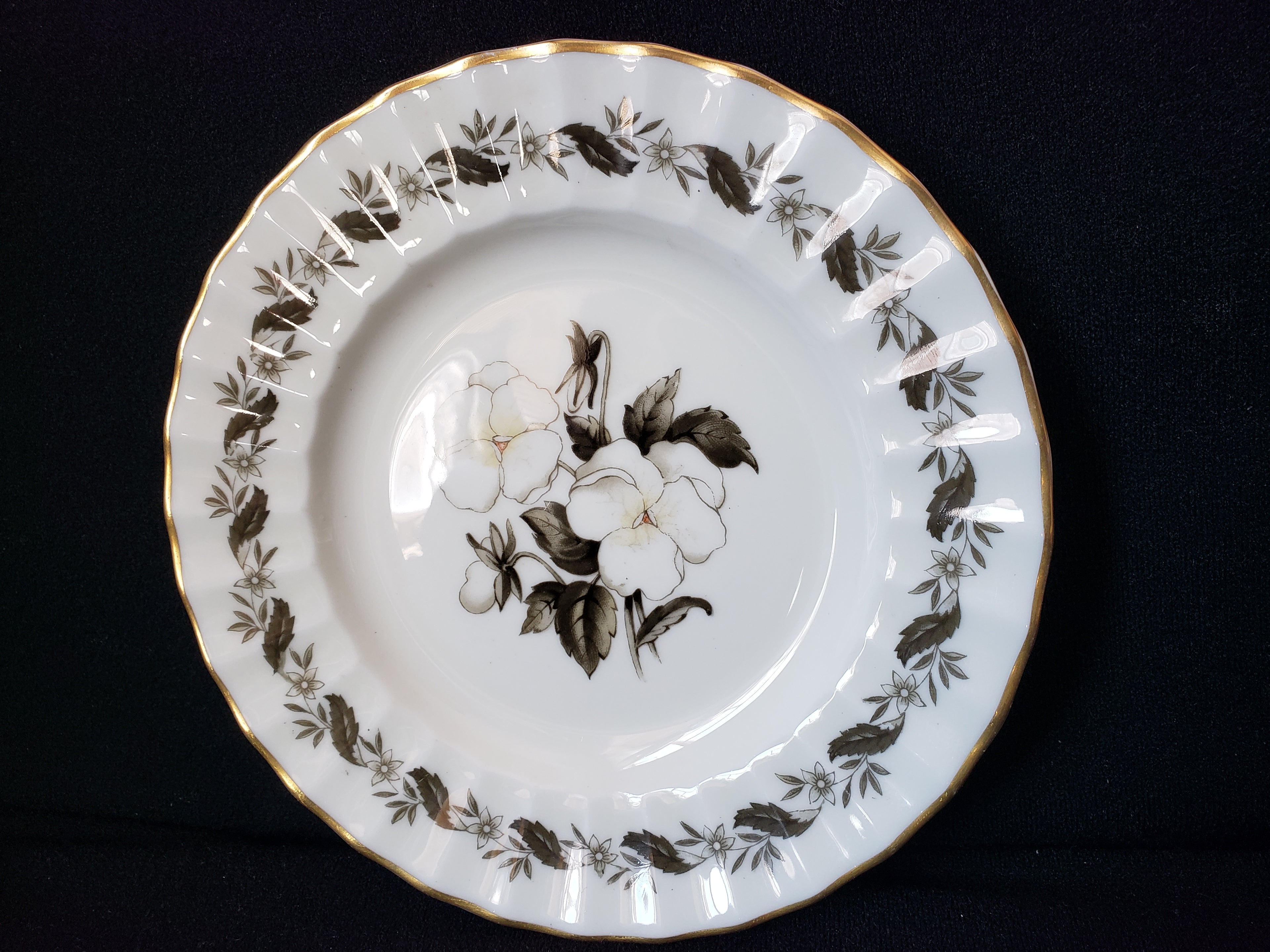 Vintage Royal Worcester Engadine Bread or Dessert Plate 6" (lot 2128)