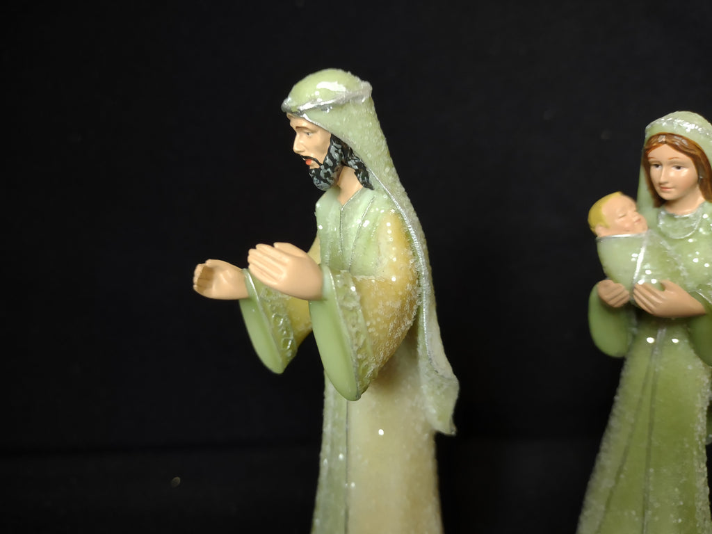 Christmas Nativity Hawthorne Village Joseph Mary Baby Jesus Figurine (lot 2287)
