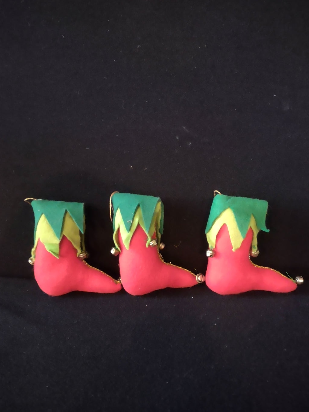 Christmas Elf Shoe Ornament Red Green Felt Bells Gold Trim Set Of 3 (Lot 4593)