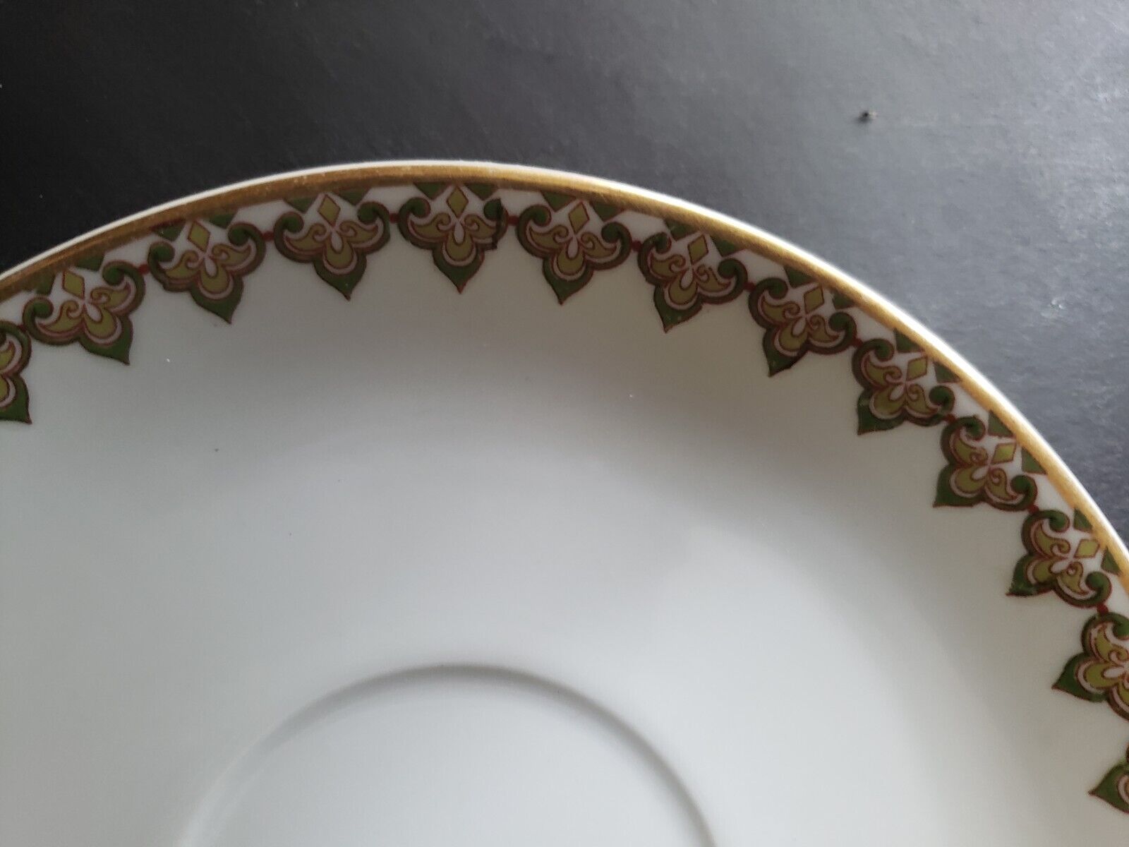 Haviland Limoges France Saucer Gold Trim Monaco (lot 593)