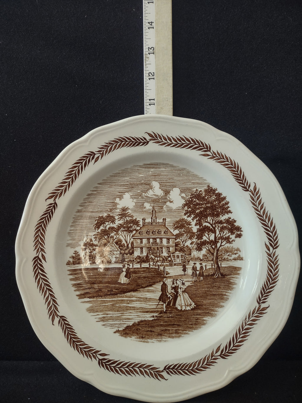 Vintage J&G Meakin "Colonial" English Ironstone Hand Engraved 10" Plate (Lot 3313)
