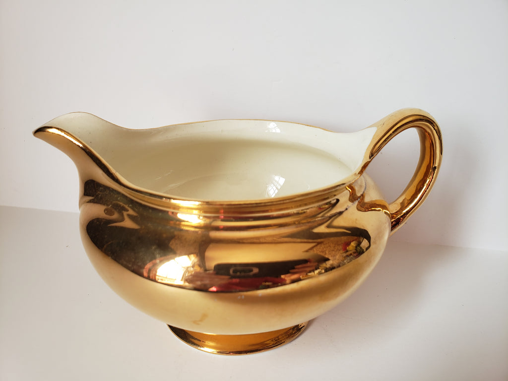 Vintage Homer Laughlin Eggshell Nautilus 22K GOLD Creamer (2154)