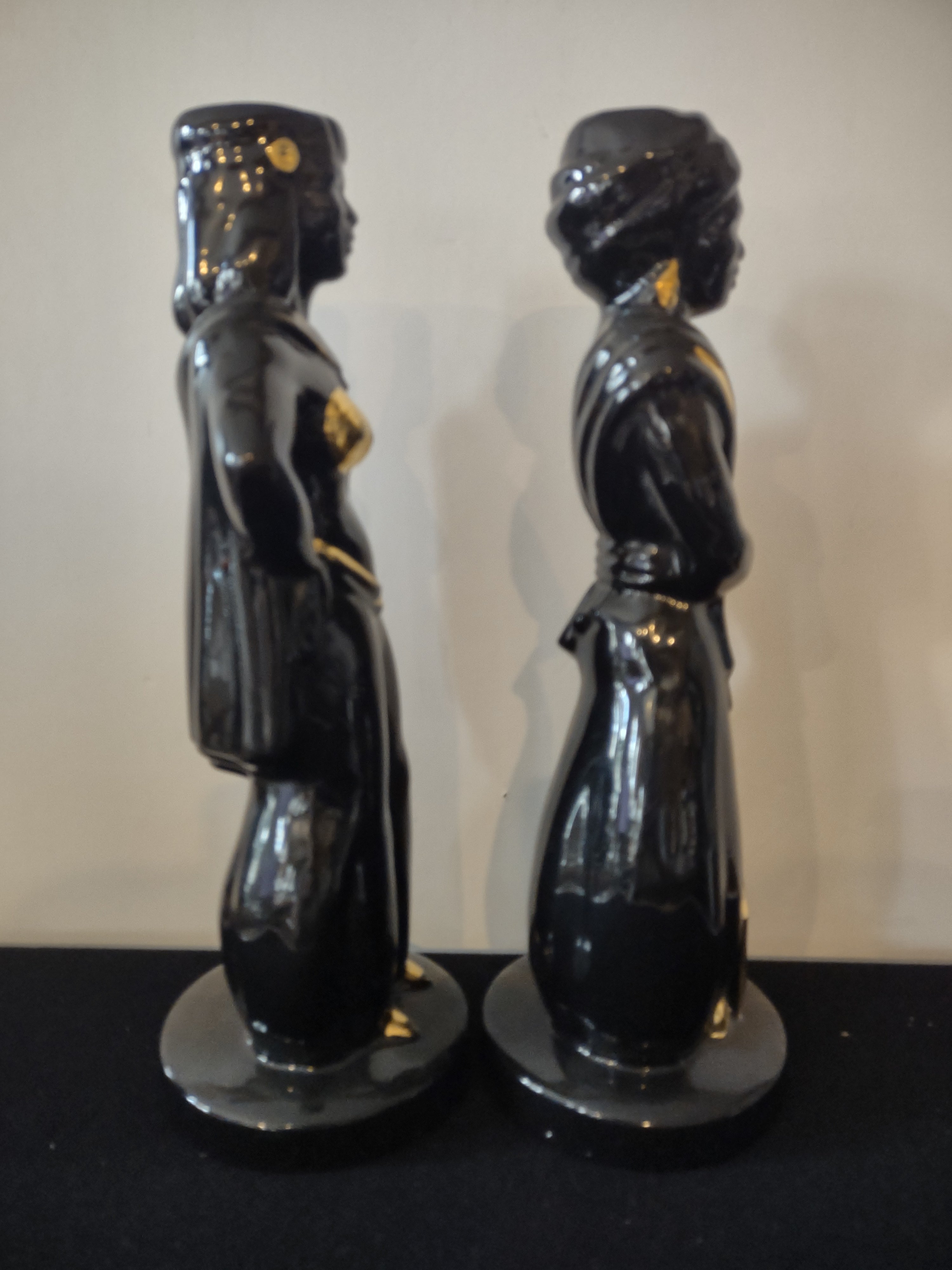 Vintage Eastern Style Man Woman Figurine Black Gold Accent (Lot 3739