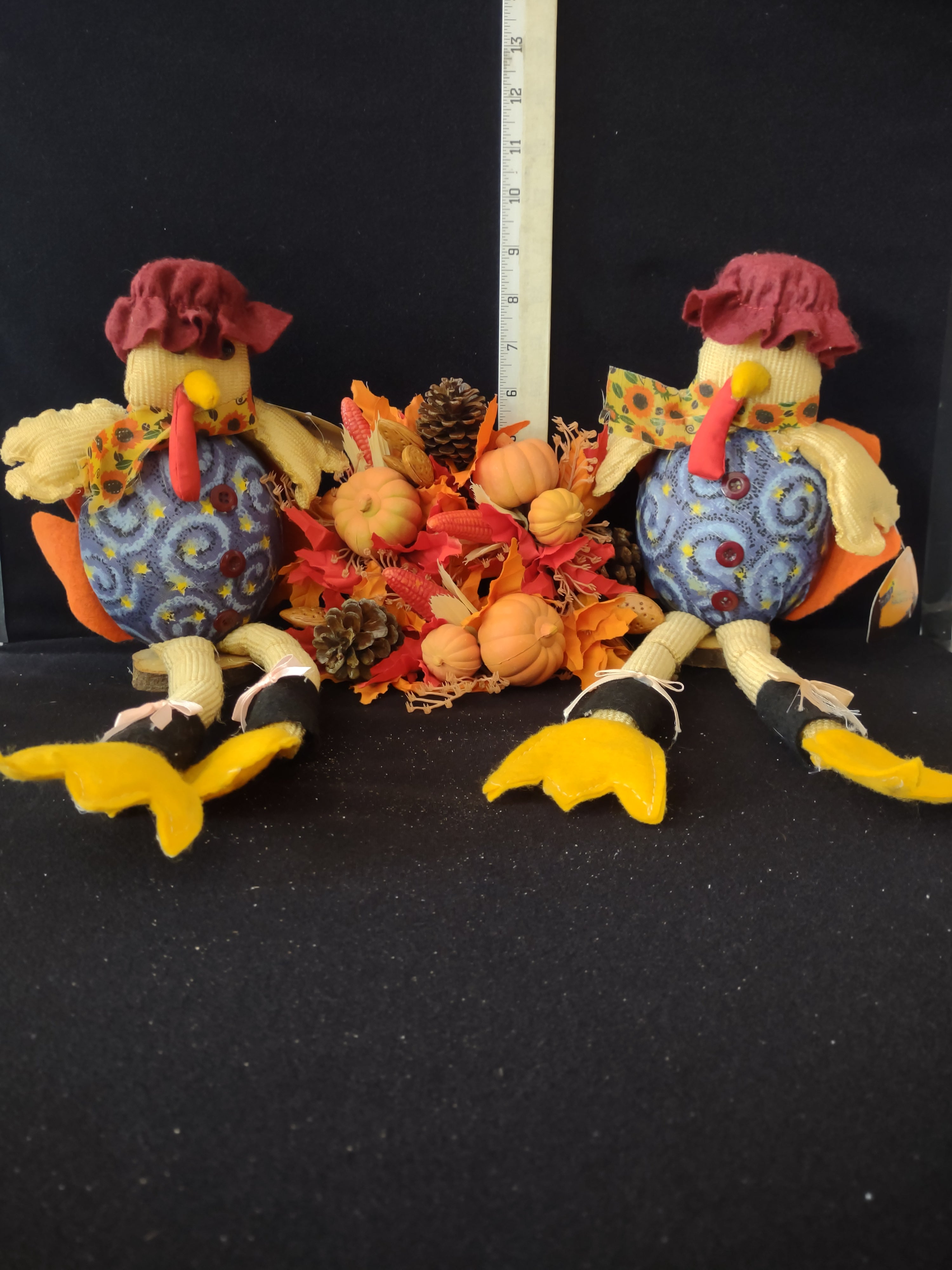 Halloween/Fall Seated Turkeys and 3" Candle Ring (Lot 3359)