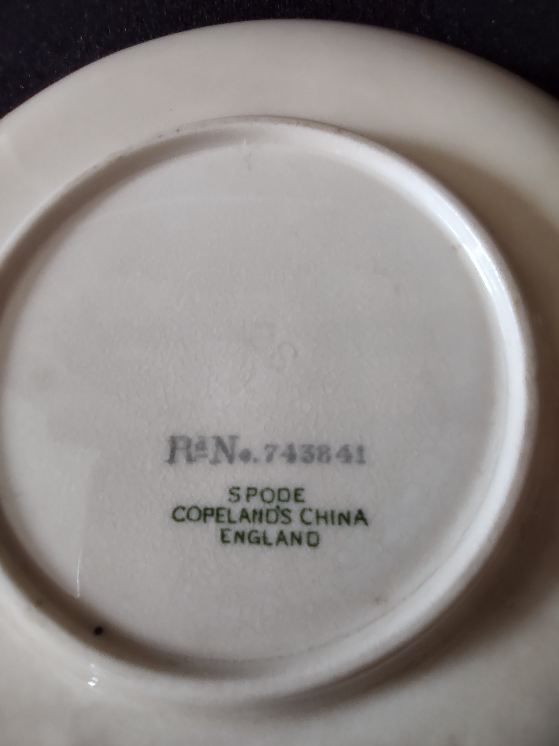 Vintage Spode Demitasse Teacup Saucer Diving Seagulls IMPERFECT (Lot 5766)