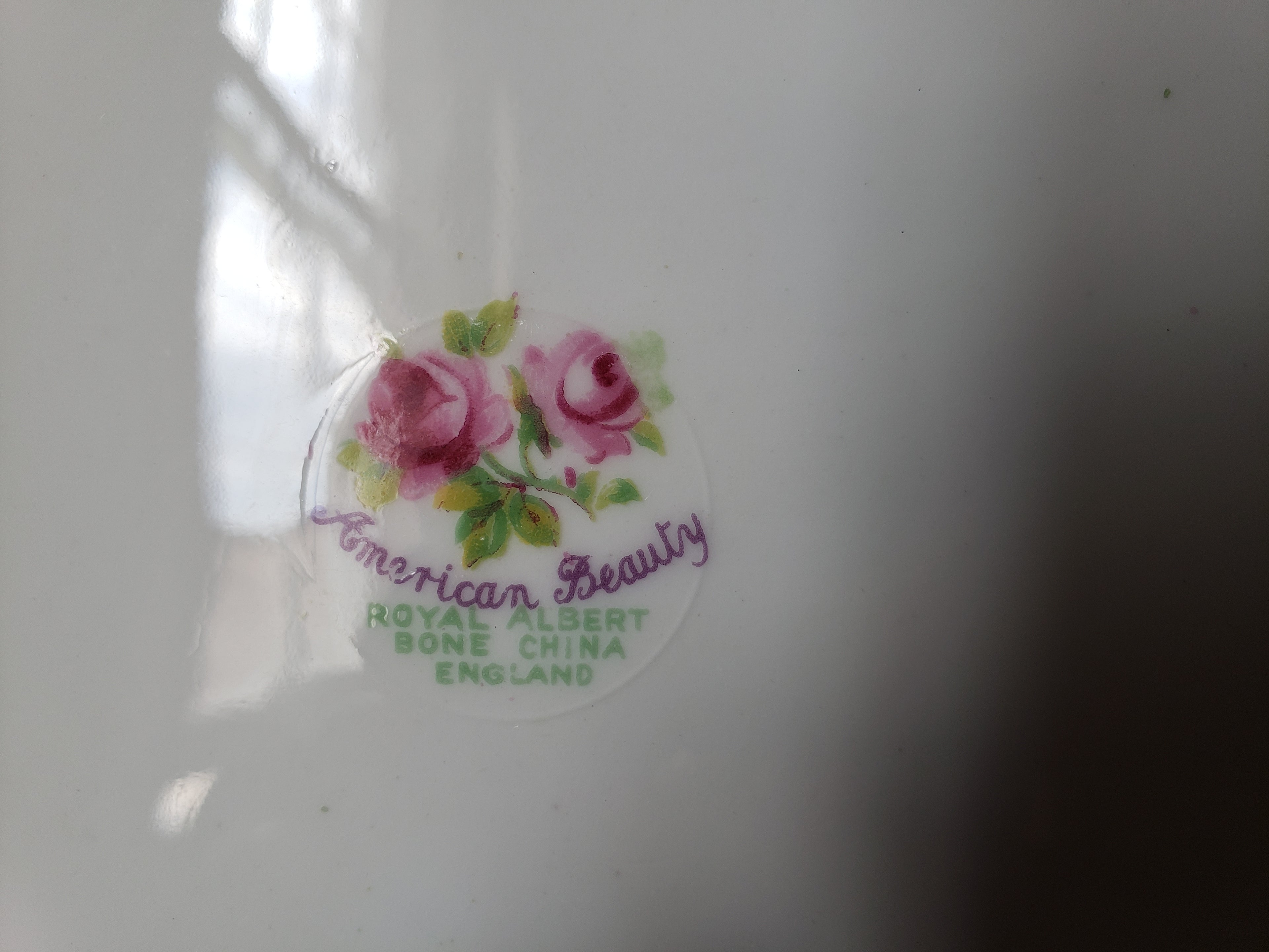 Vintage Royal Albert American Beauty Dessert or Salad Plate 8" (lot 2050)