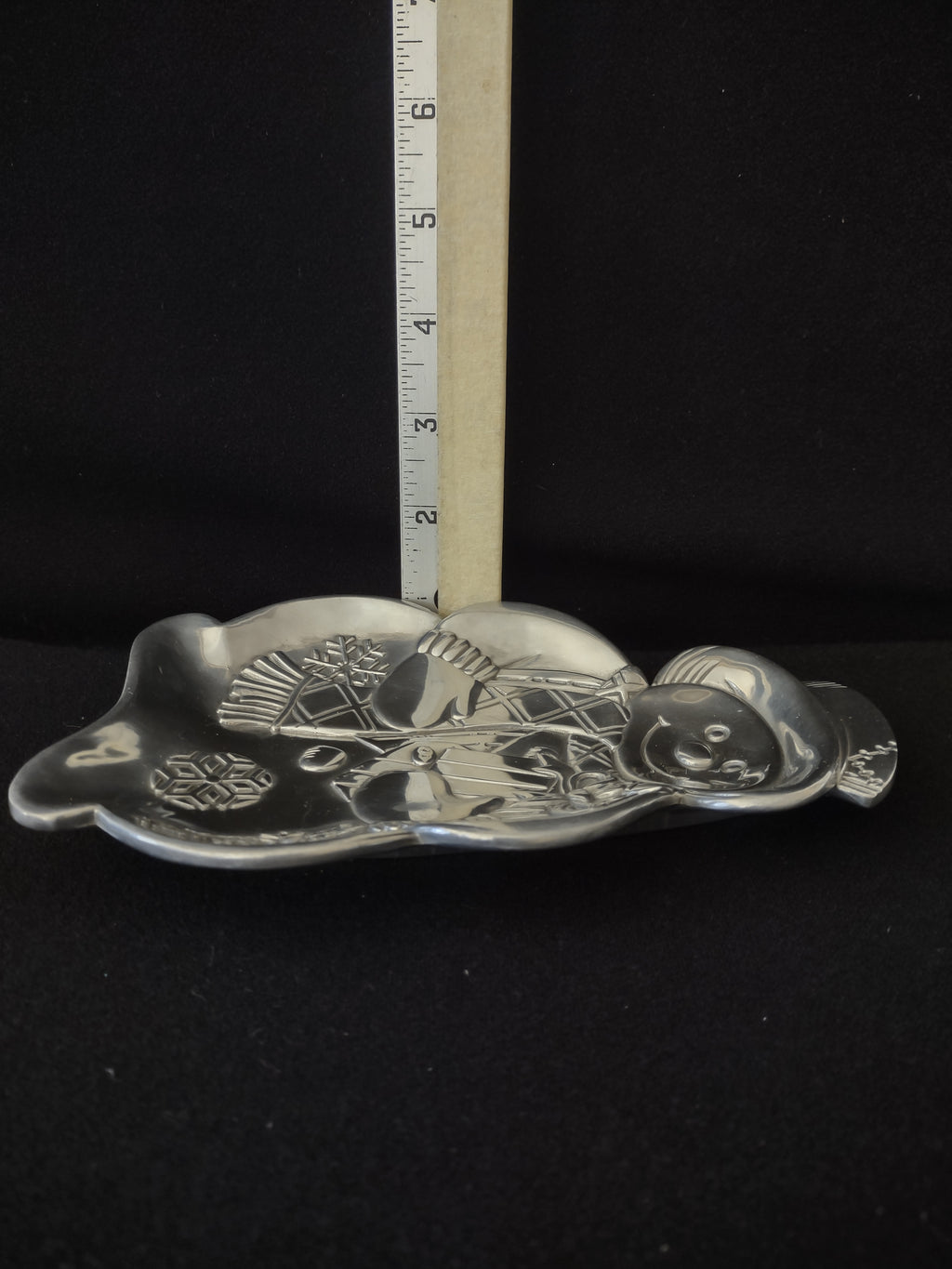 Christmas Snowman Pewter Colored Candy Dish Snowflakes Gift Scarf Hat (Lot 4167