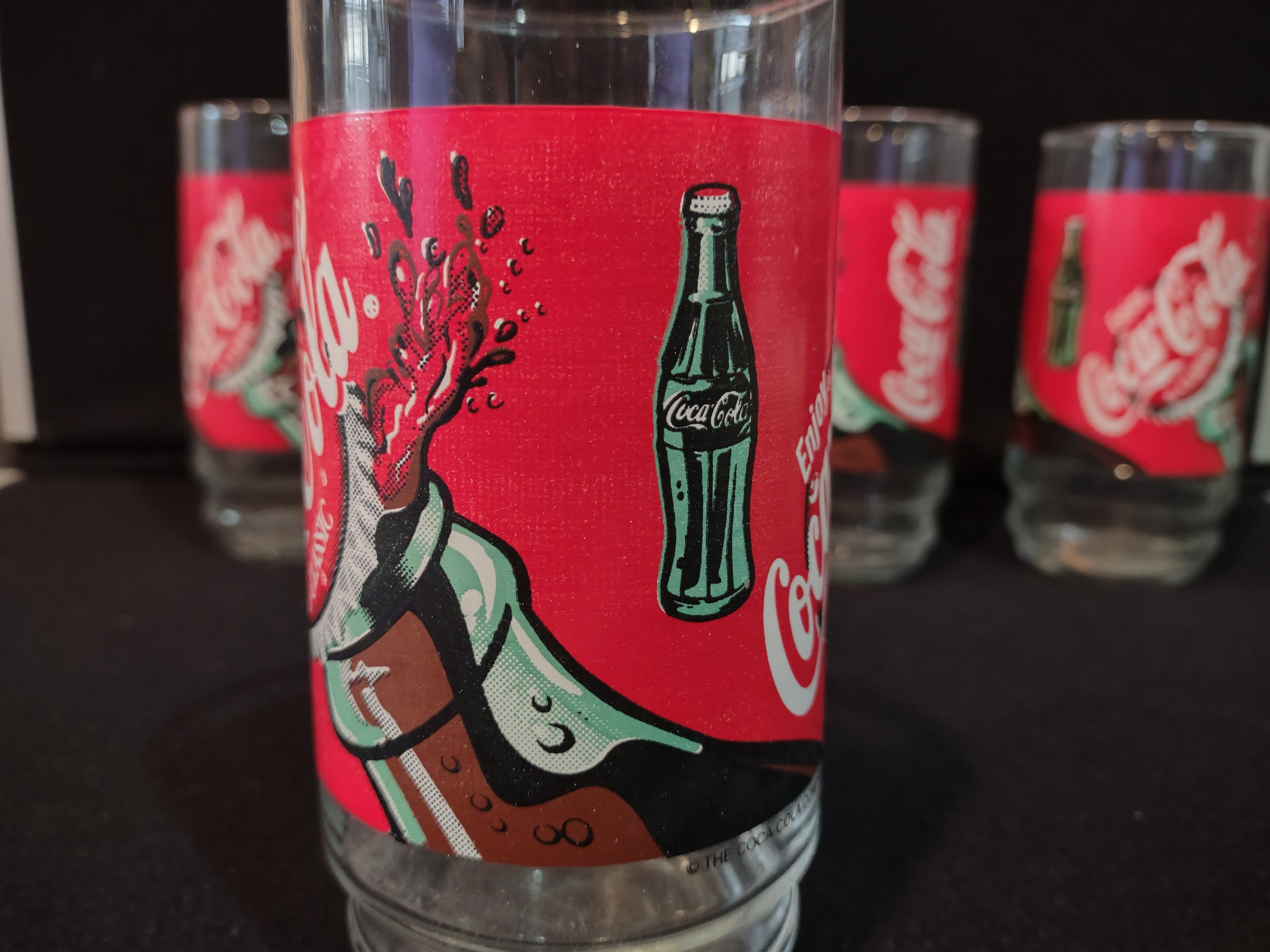 Vintage Enjoy Classic Coca-Cola Drinking Glass x 4 Red Design (lot 5413)
