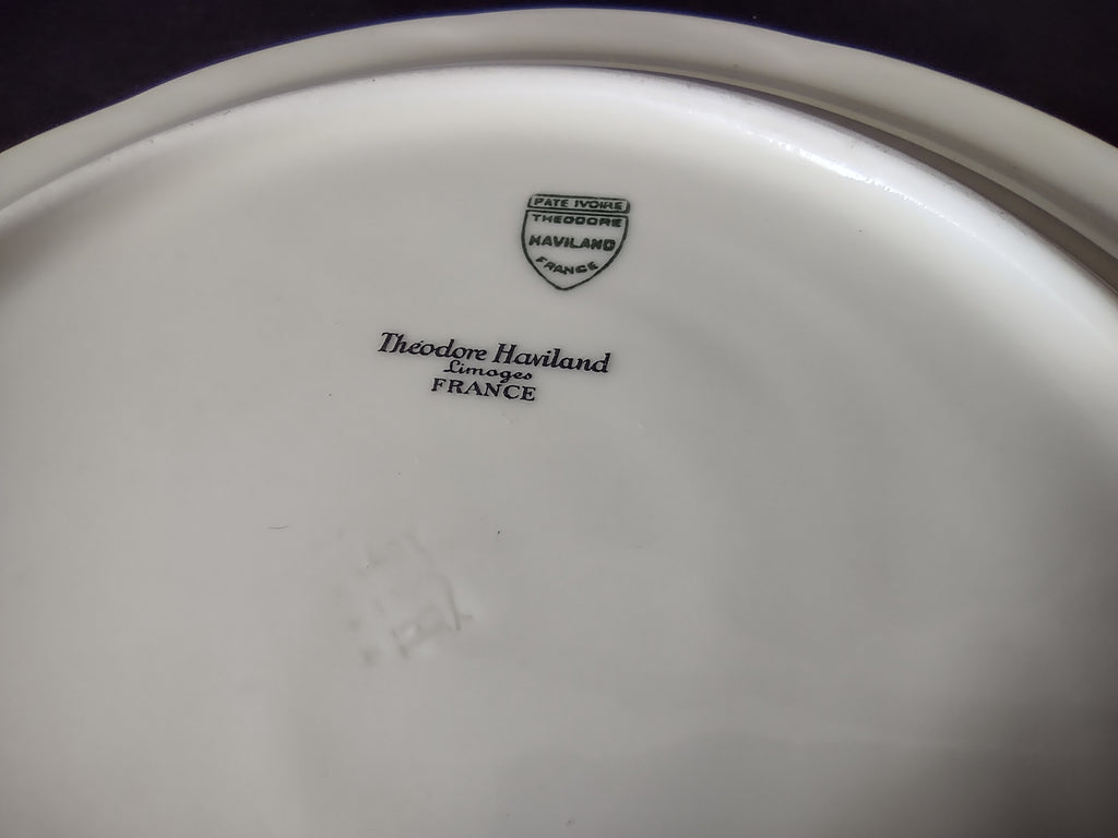 Haviland Limoges Dinner Plate Peony Flower Cream Color (lot 926)
