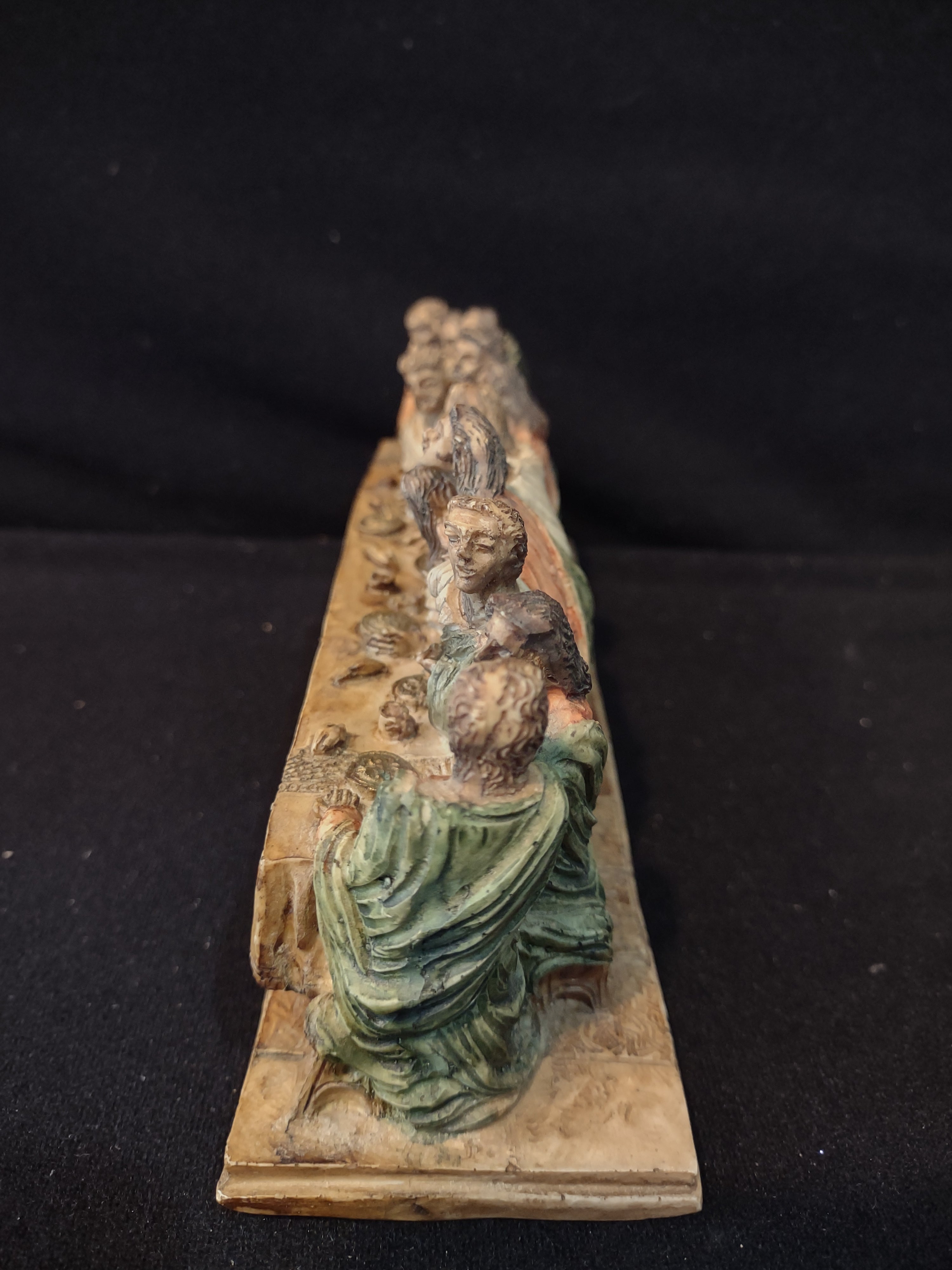 Vintage Easter Hand Painted Resin Jesus Apostles The Last Supper (Lot 3997)