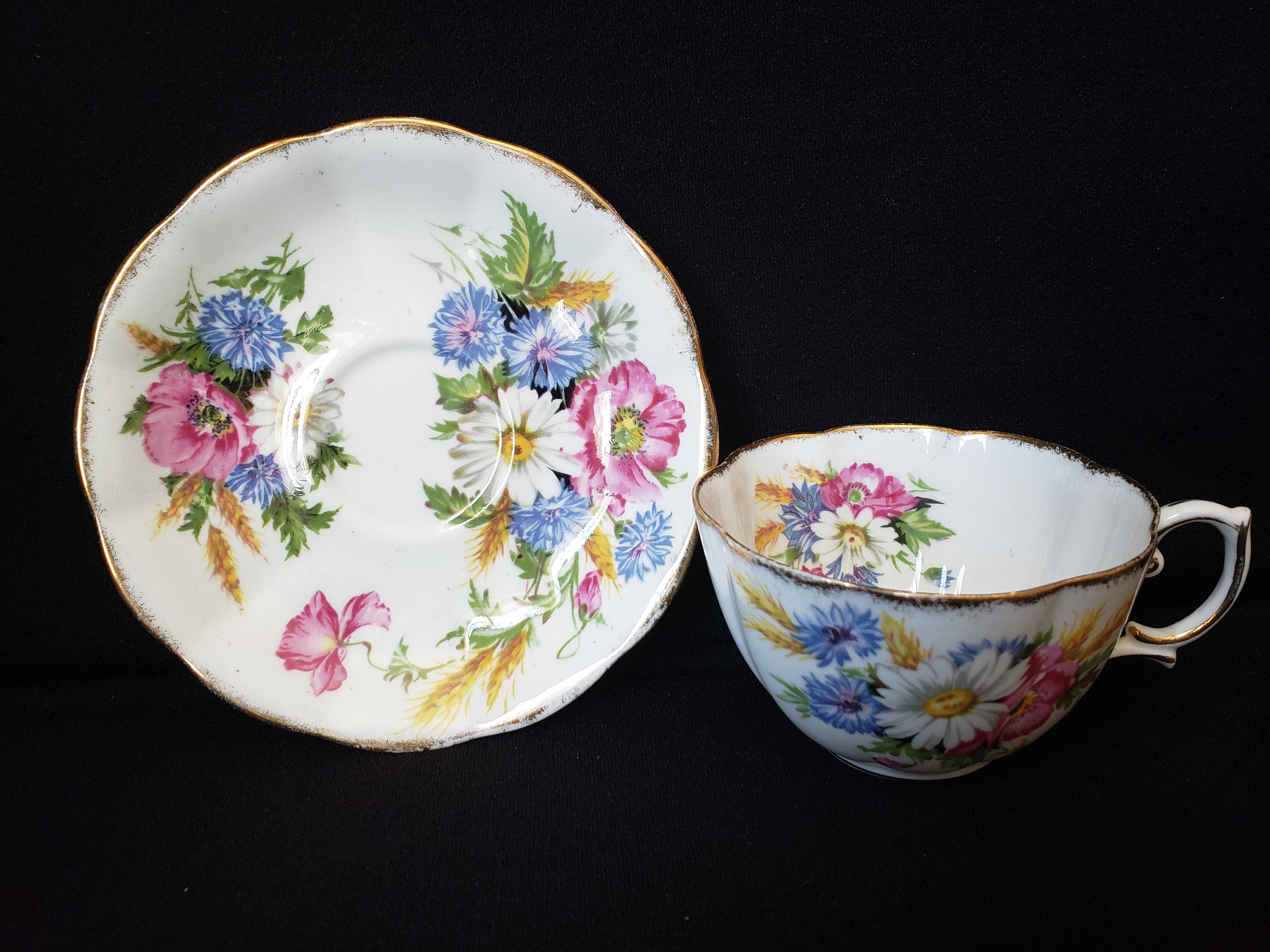 Vintage Royal Albert Harvest Bouquet Tea Cup with Saucer (lot 2039)