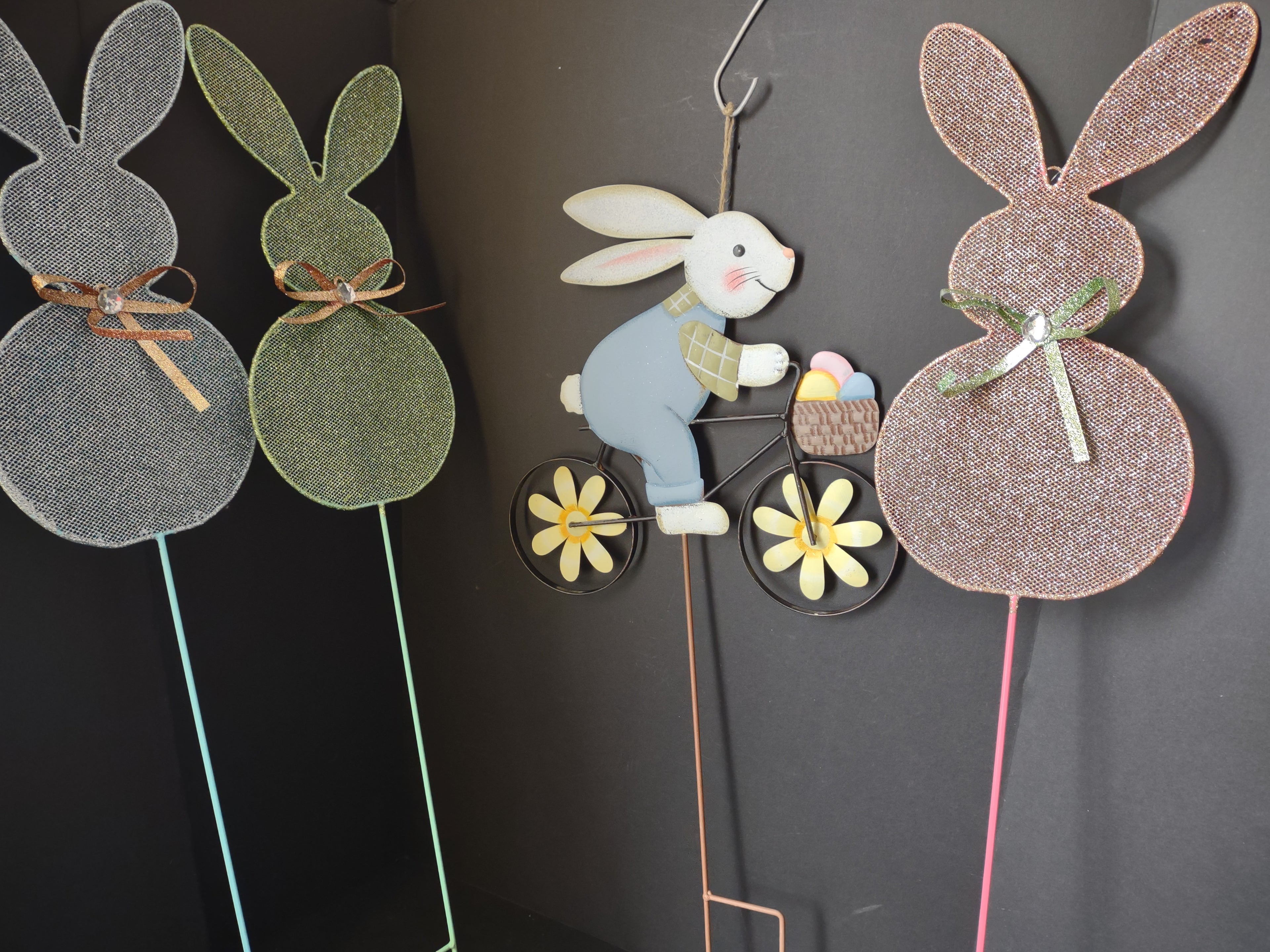 Easte Bunnie Yard Decor Bicycle Set of 4 (lot 1402)