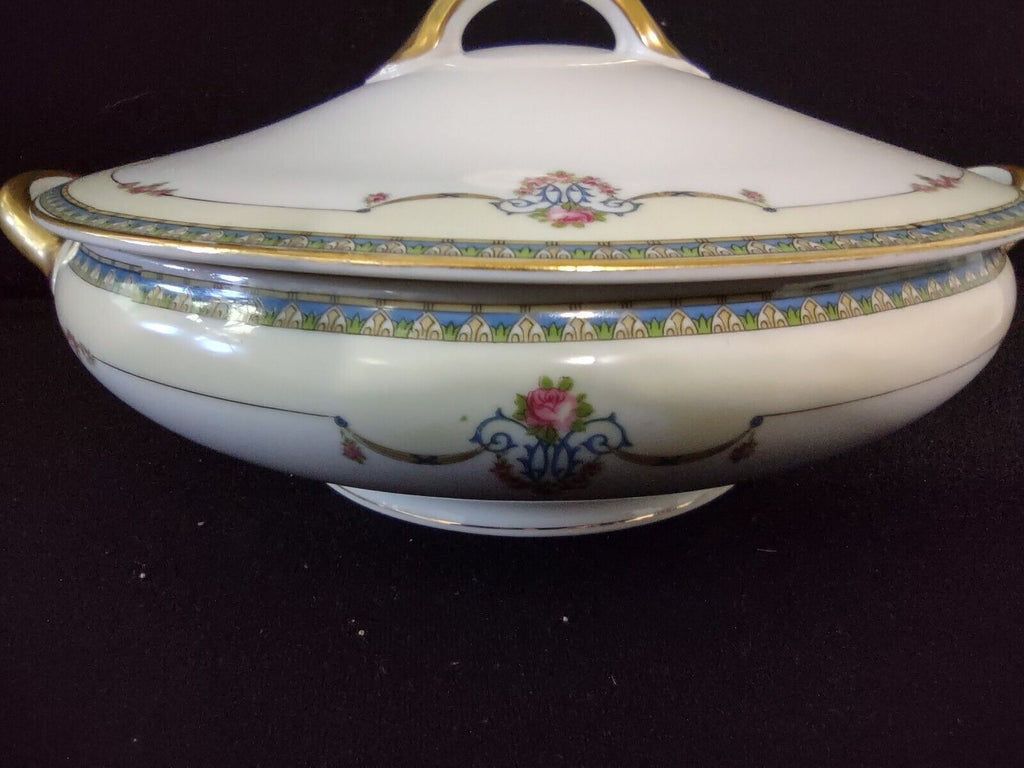 Noritake Laureate Round Covered Vegetable Soup Tureen Dish Gold Trim (lot 302)