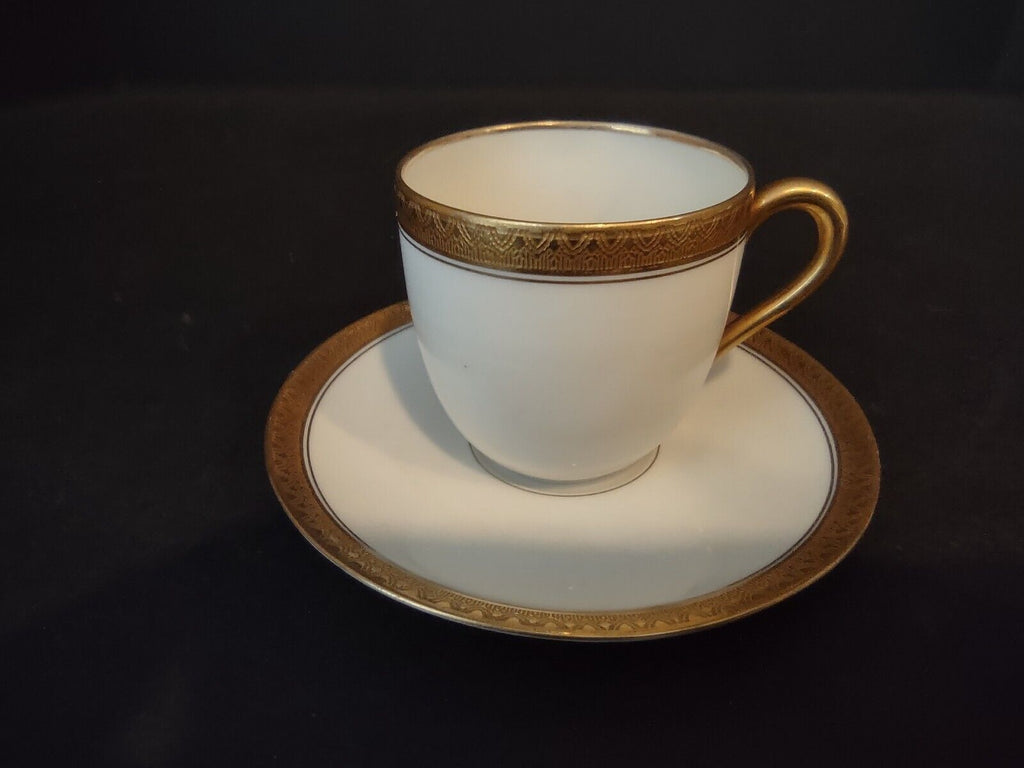 Vintage Black Knight Marquise Bavaria Demitasse Cup Heavy Gold Trim (lot 512)