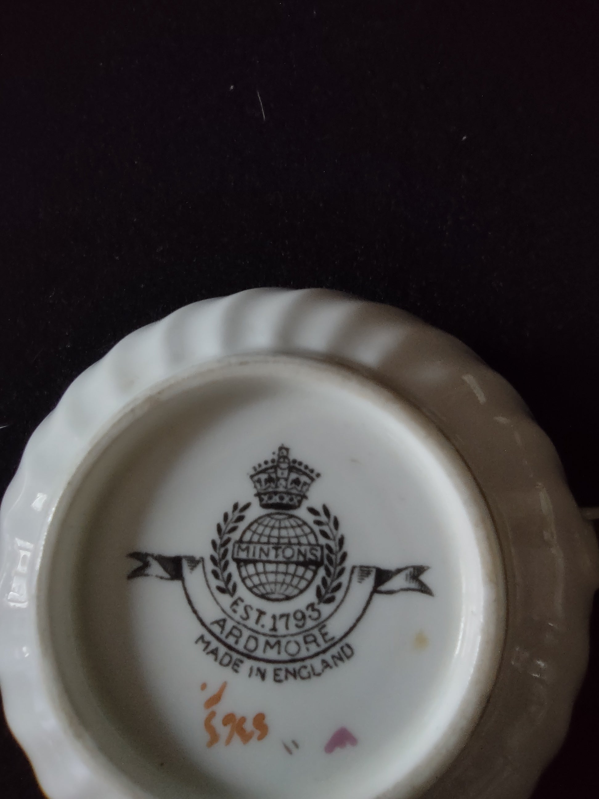 Vintage Minton Ardmore Teacup Bone China Leaf Floral Gold Set Of 2 (Lot 5494)