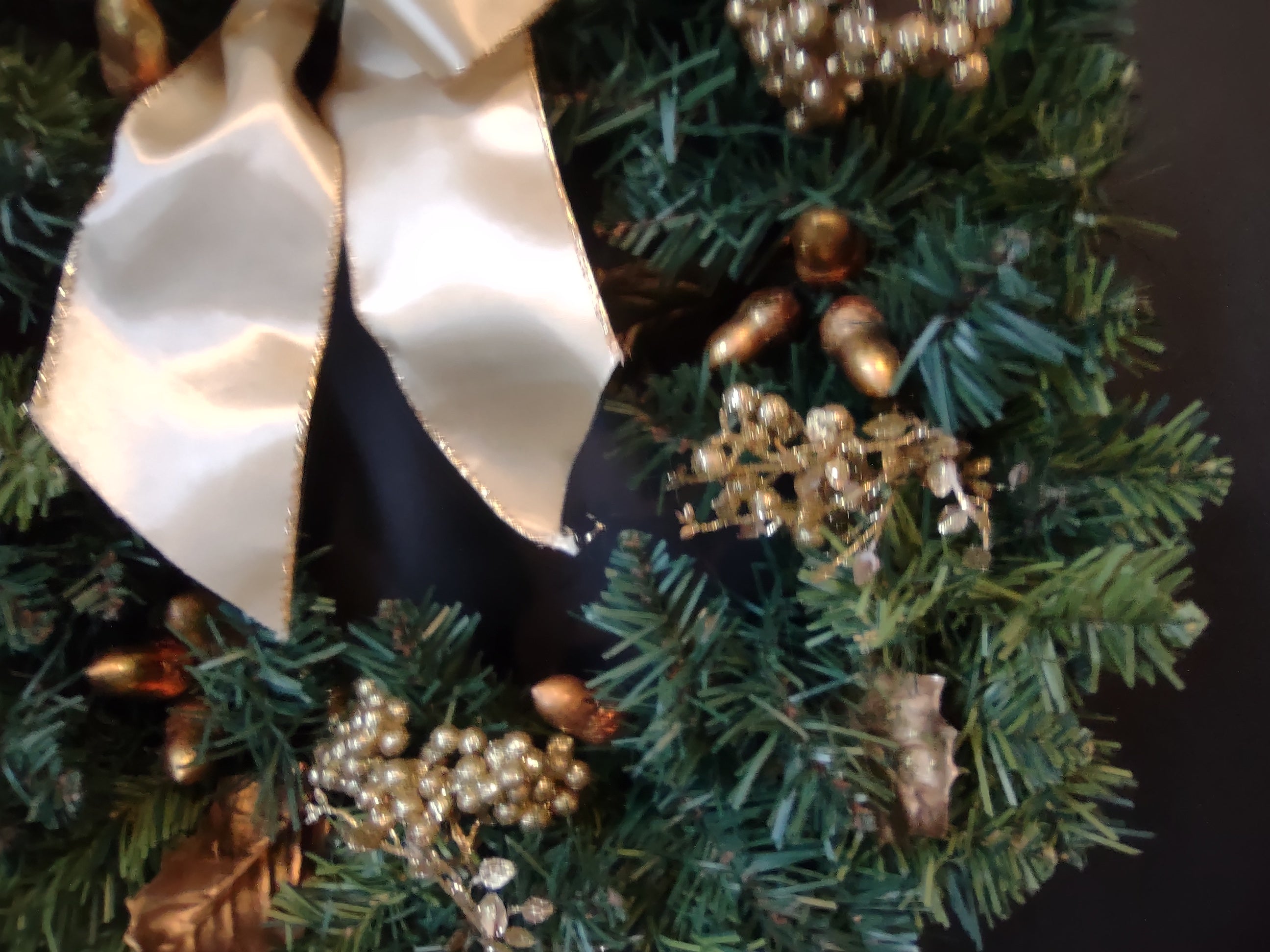 Christmas Artificial Green Wreath Martha Stewart 16" Golden Bow (lot 2727c )