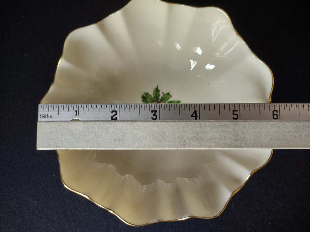 Vintage Lenox Special Holly Design Gold Trim Candy Nut Dish (lot 1903)
