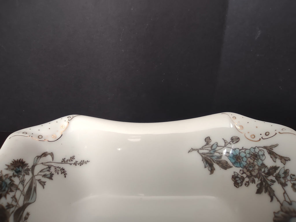 Depose Haviland Limoges Blue Flower Gravy Bowl Plate Attached (lot 963)