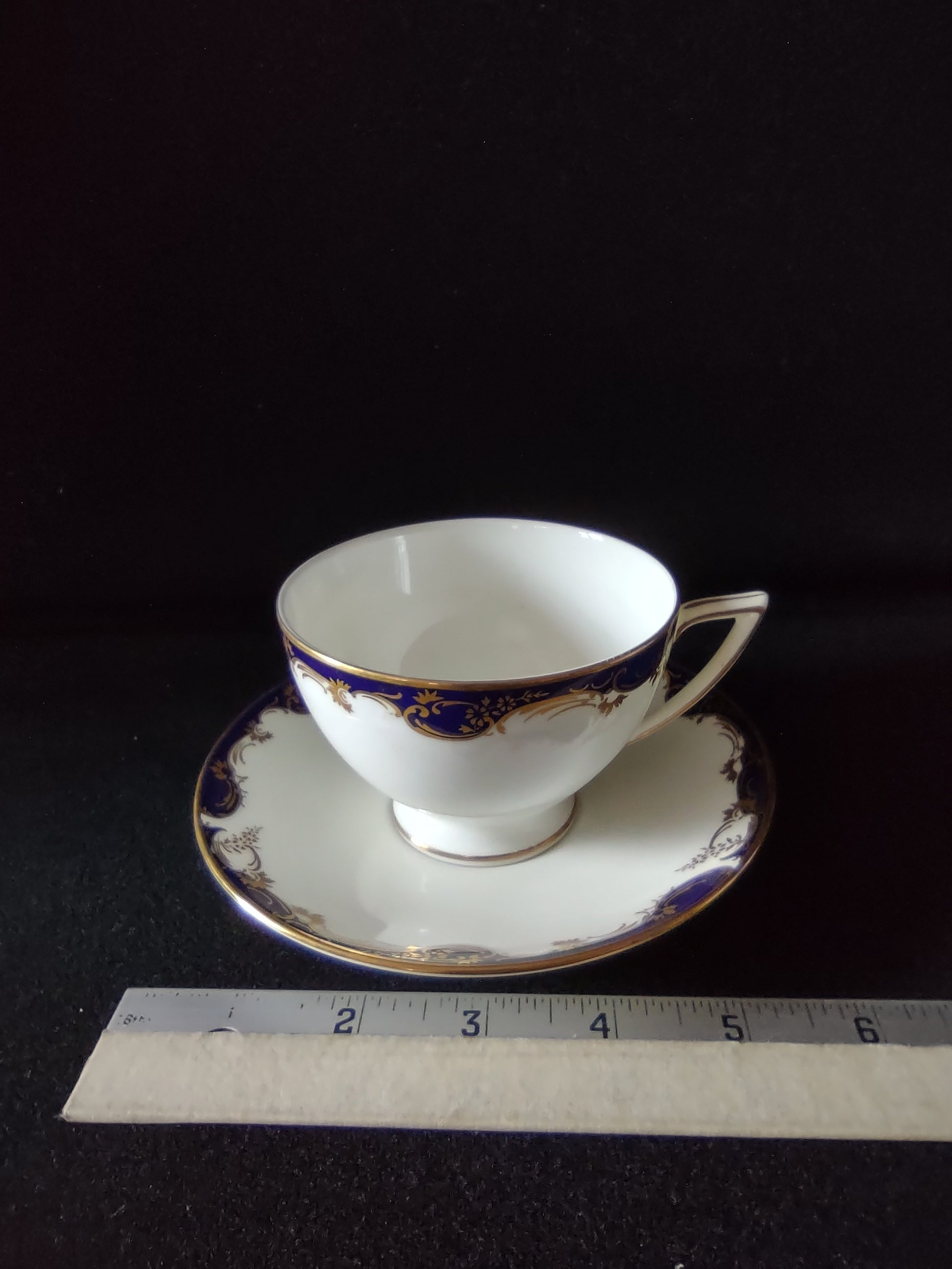 Vintage Minton Versailles Tea Cup Saucer Bone China Blue Gold (Lot 5468)