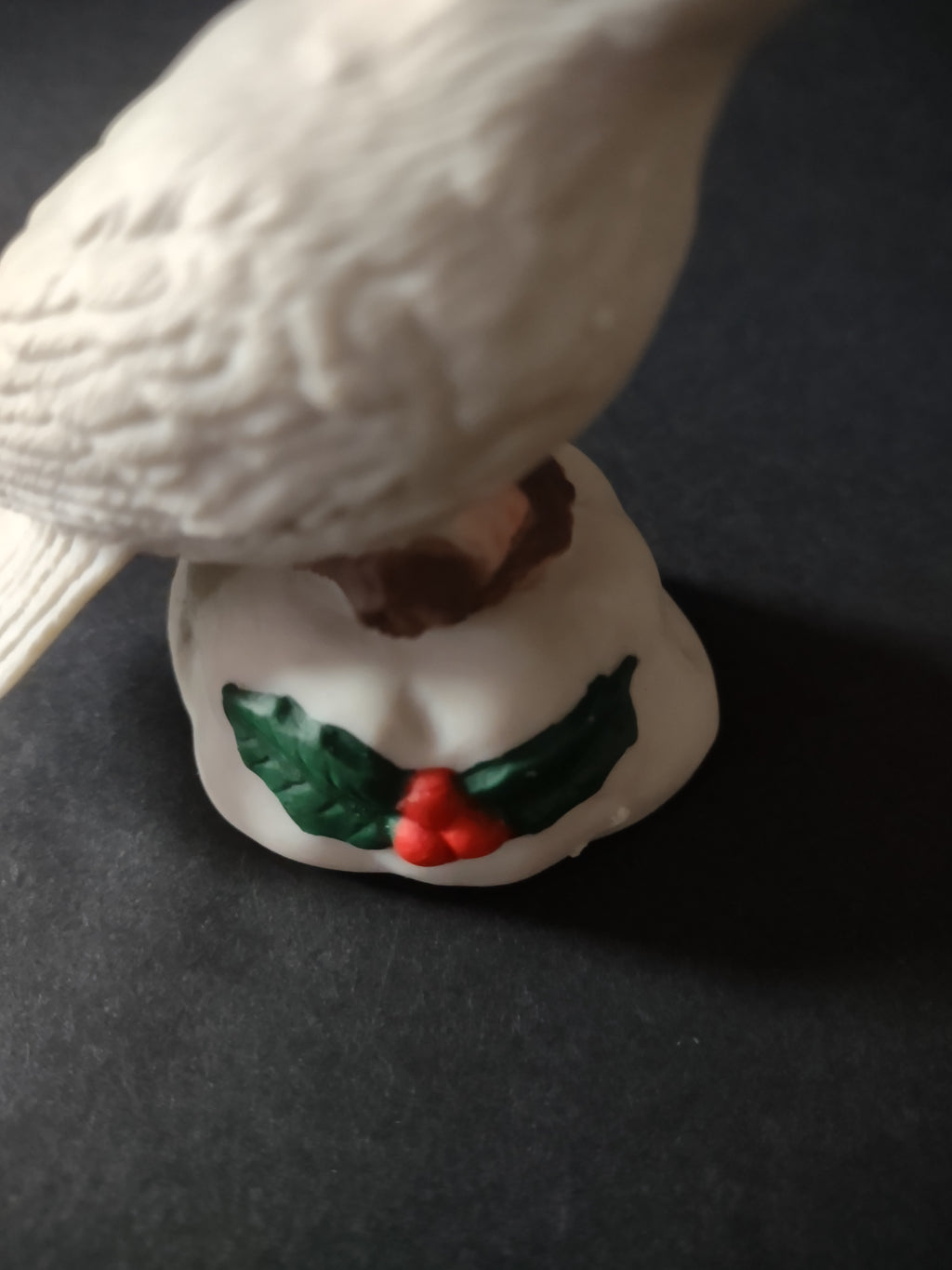 Vintage Set of 2 Christmas 3" Dove Fine Grain Porcelain Bisque Aldon(lot 4753)
